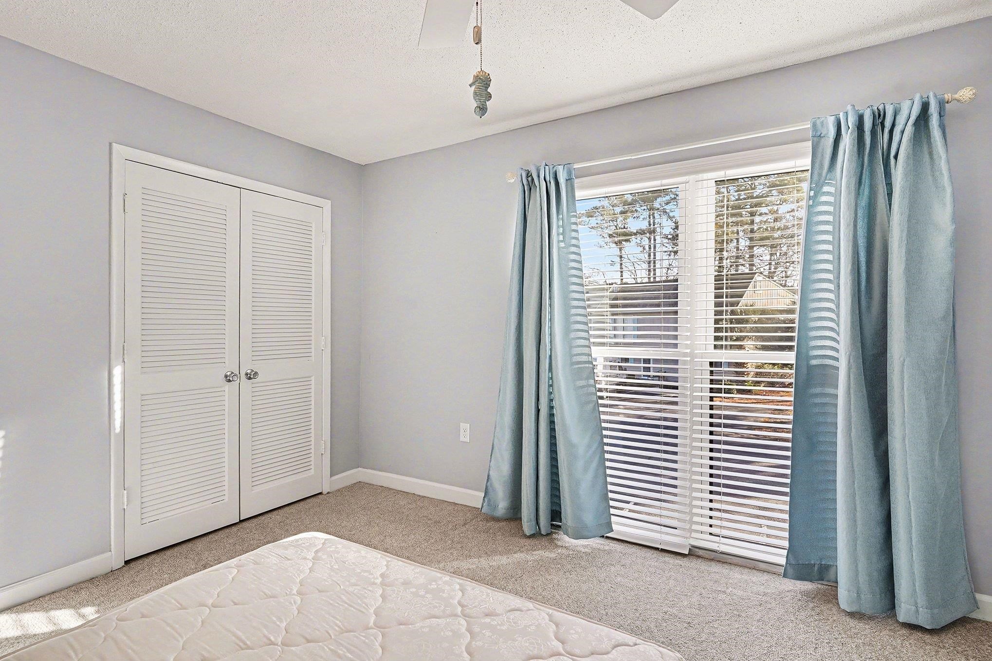 946 Villa Dr. Property Photo 22