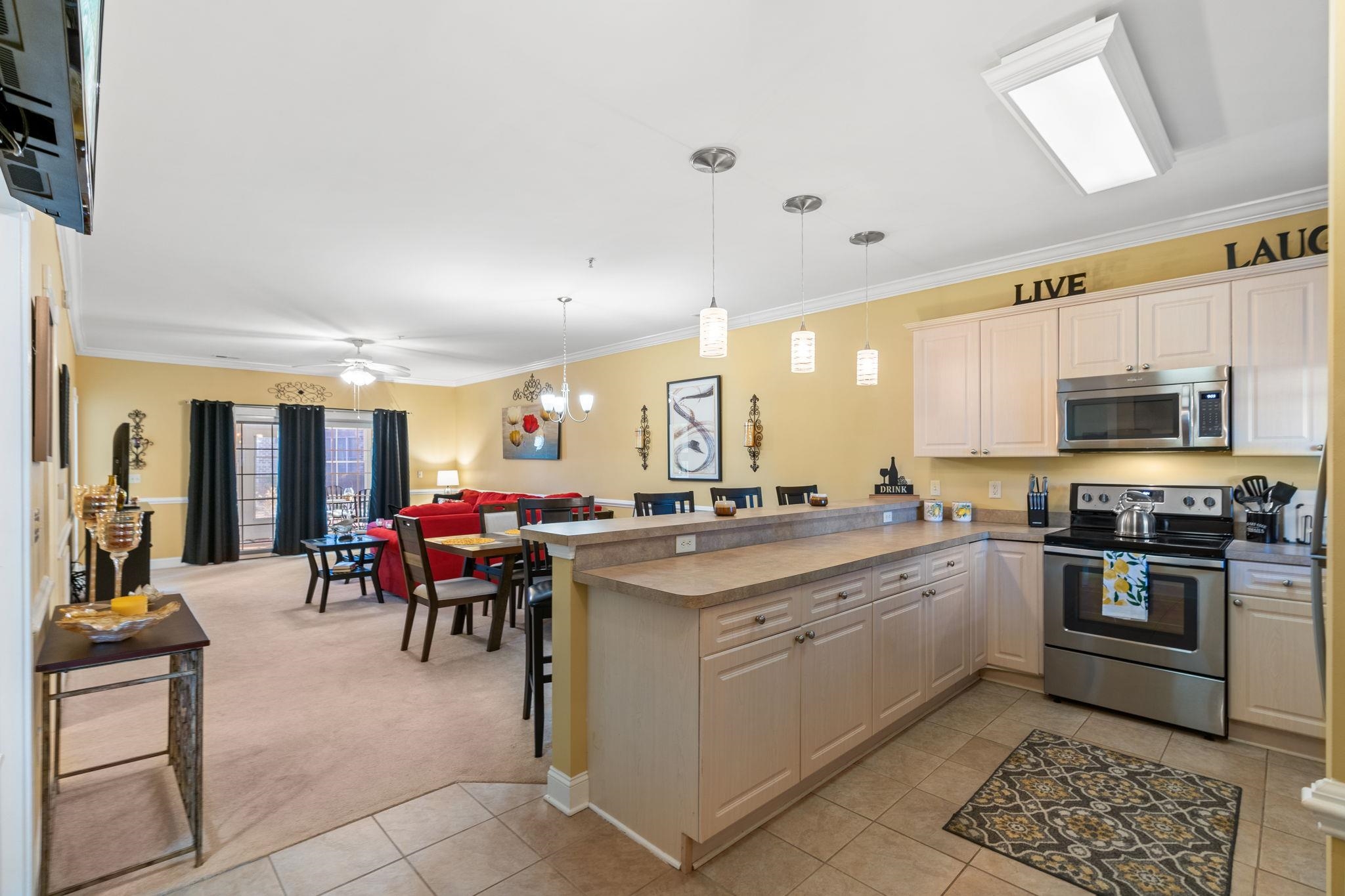 4895 Luster Leaf Circle Property Photo 5