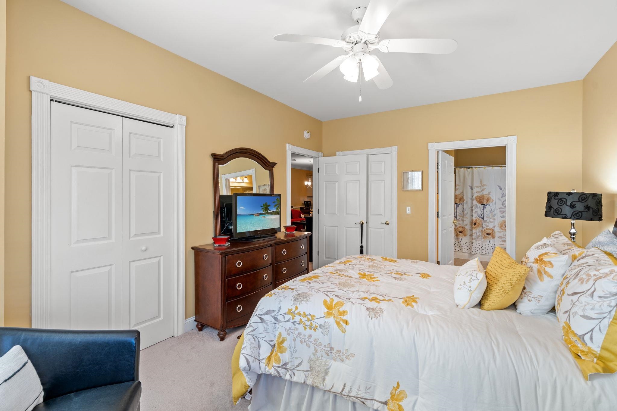 4895 Luster Leaf Circle Property Photo 13