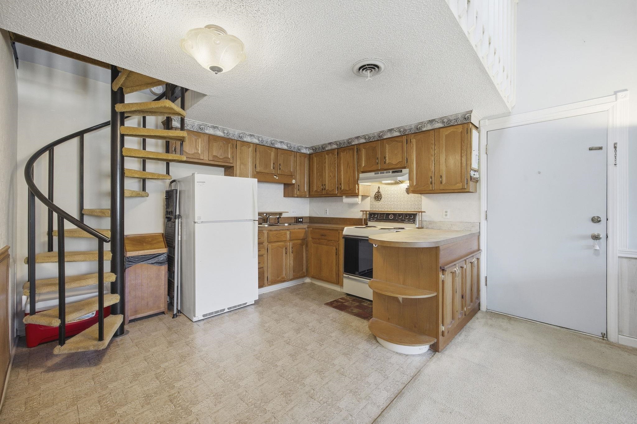 1202 Benna Dr. Property Photo 9