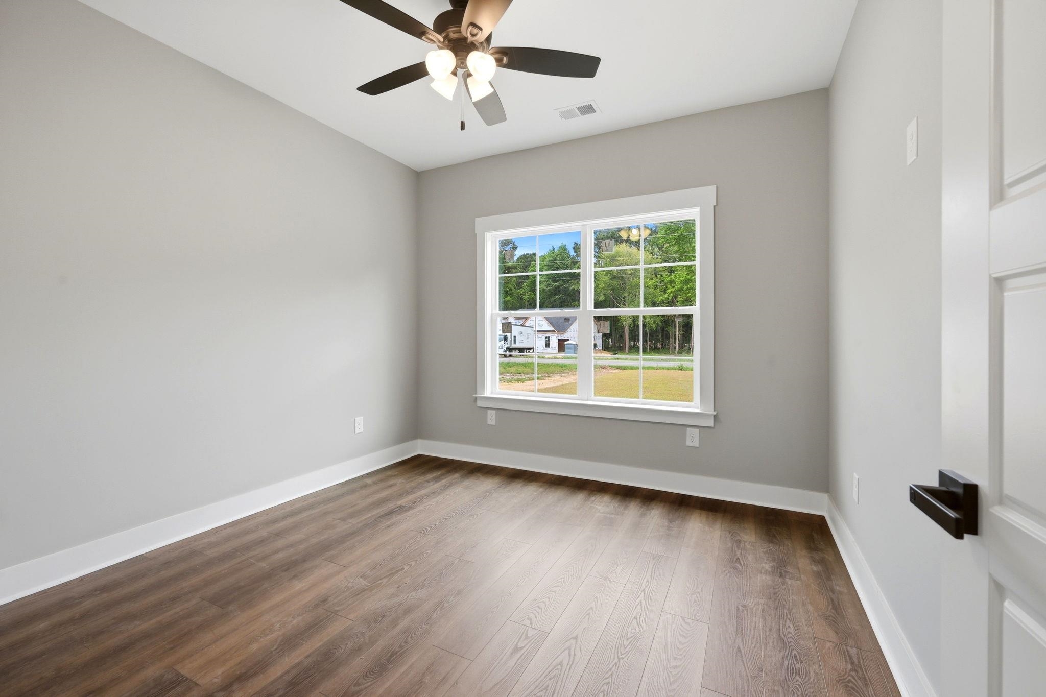 5662 Highway 668 Property Photo 3