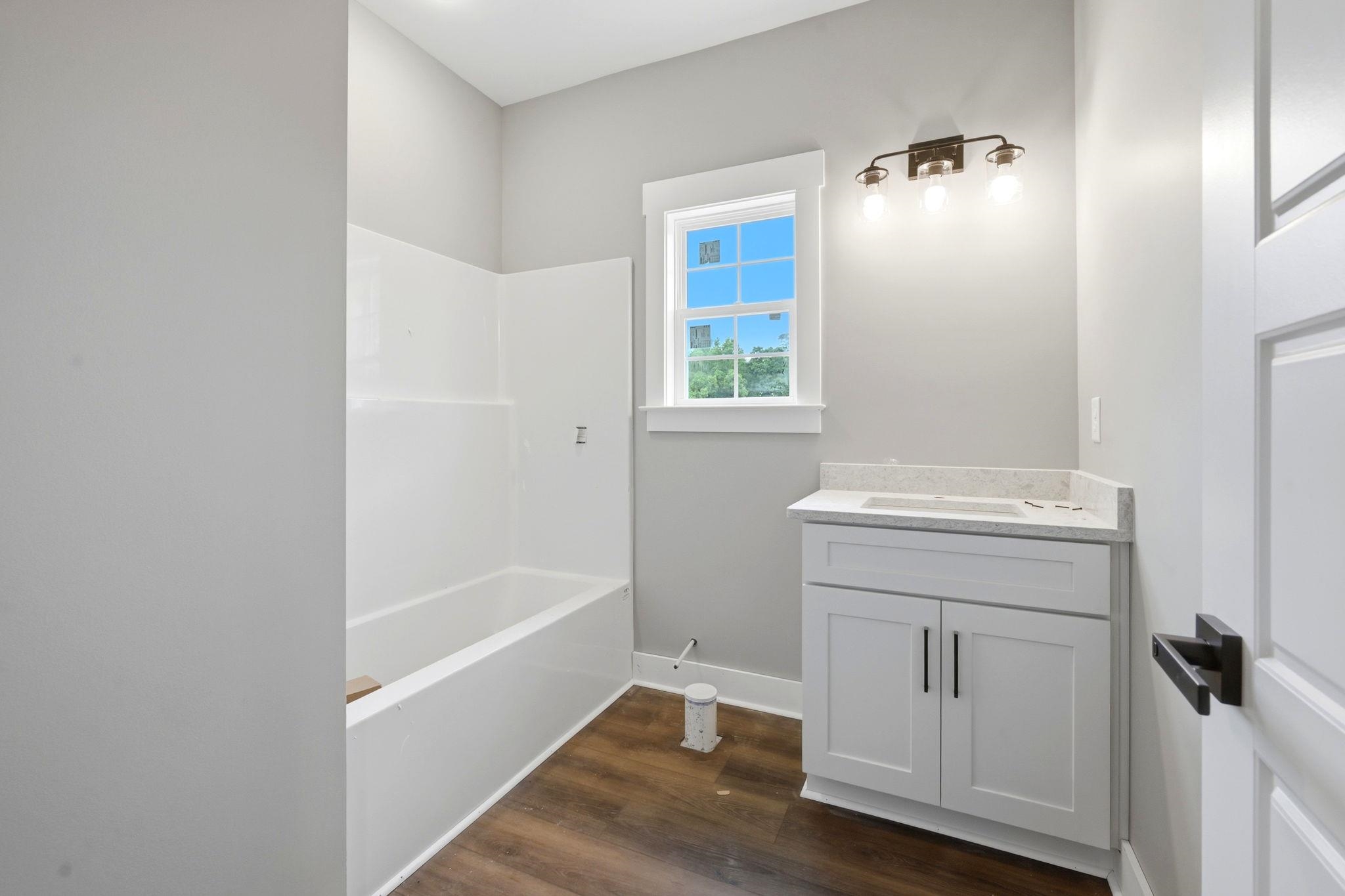 5662 Highway 668 Property Photo 5