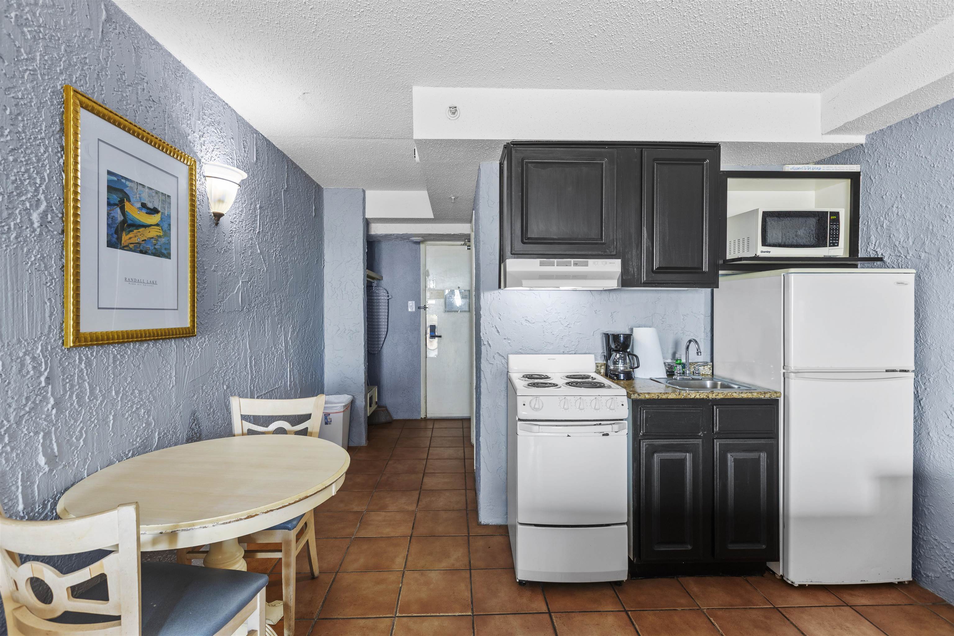 1207 S Ocean Blvd. Property Photo 4