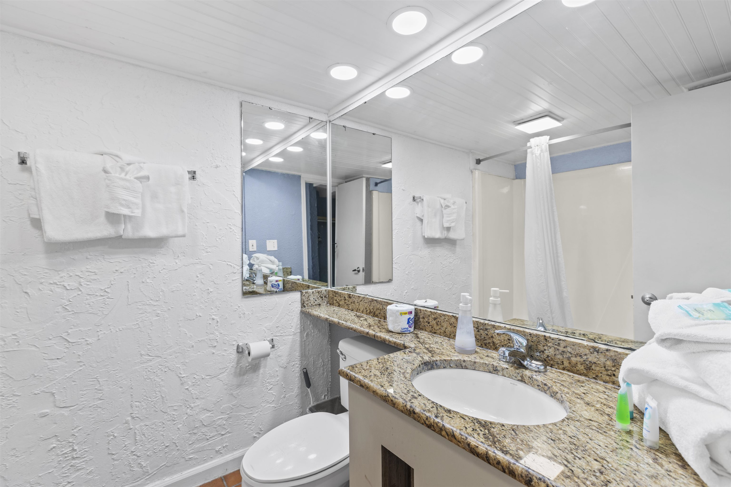 1207 S Ocean Blvd. Property Photo 9
