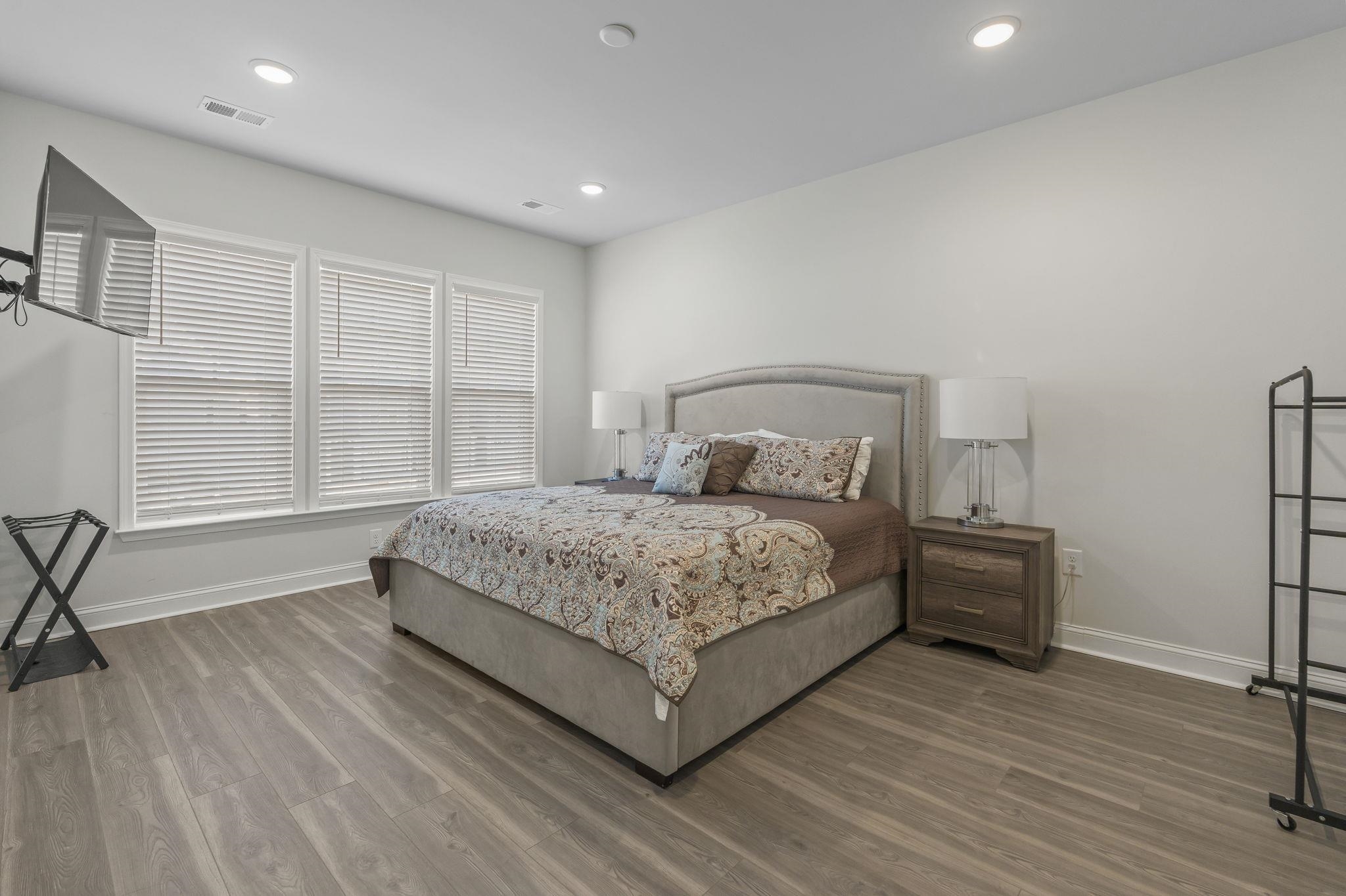 5129 Double Eagle Way Property Photo 14