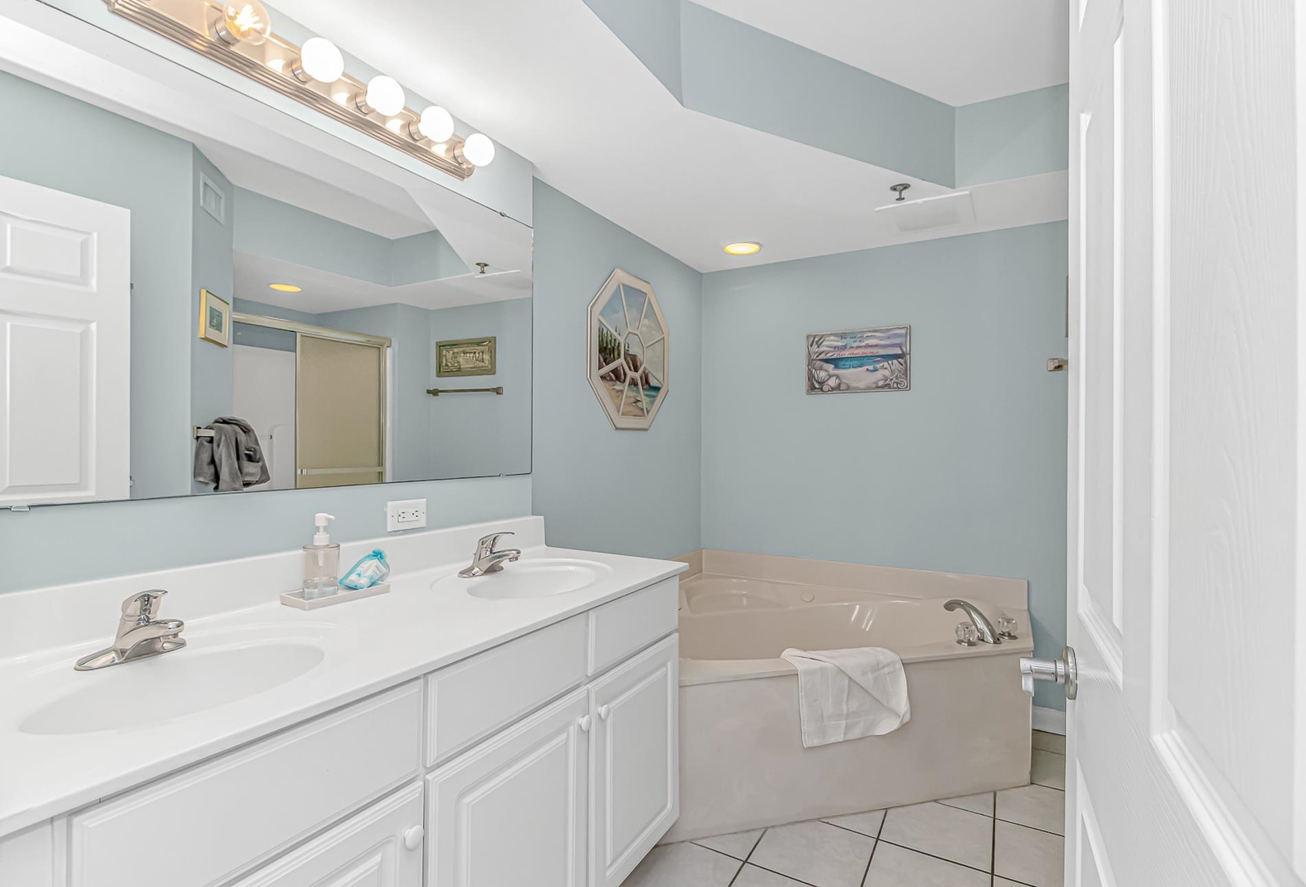 5310 N Ocean Blvd. Property Photo 12