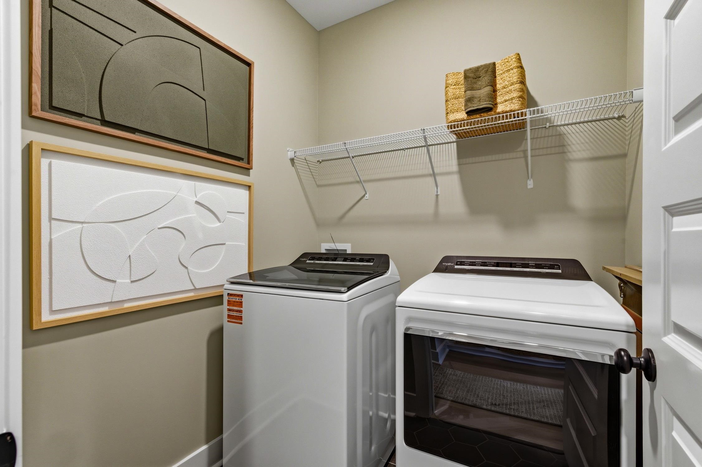 3068 Claredon St Property Photo 15