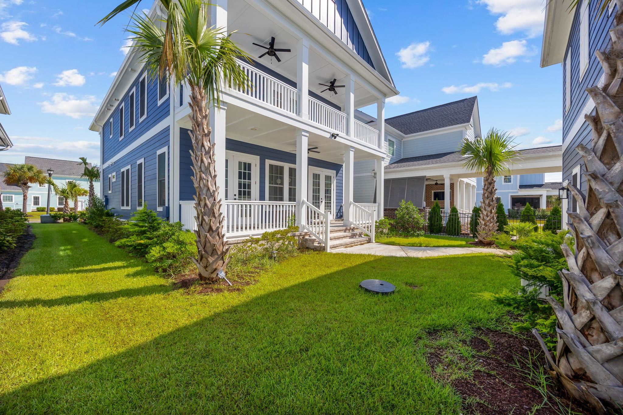 736 Crystal Water Way Property Photo 15