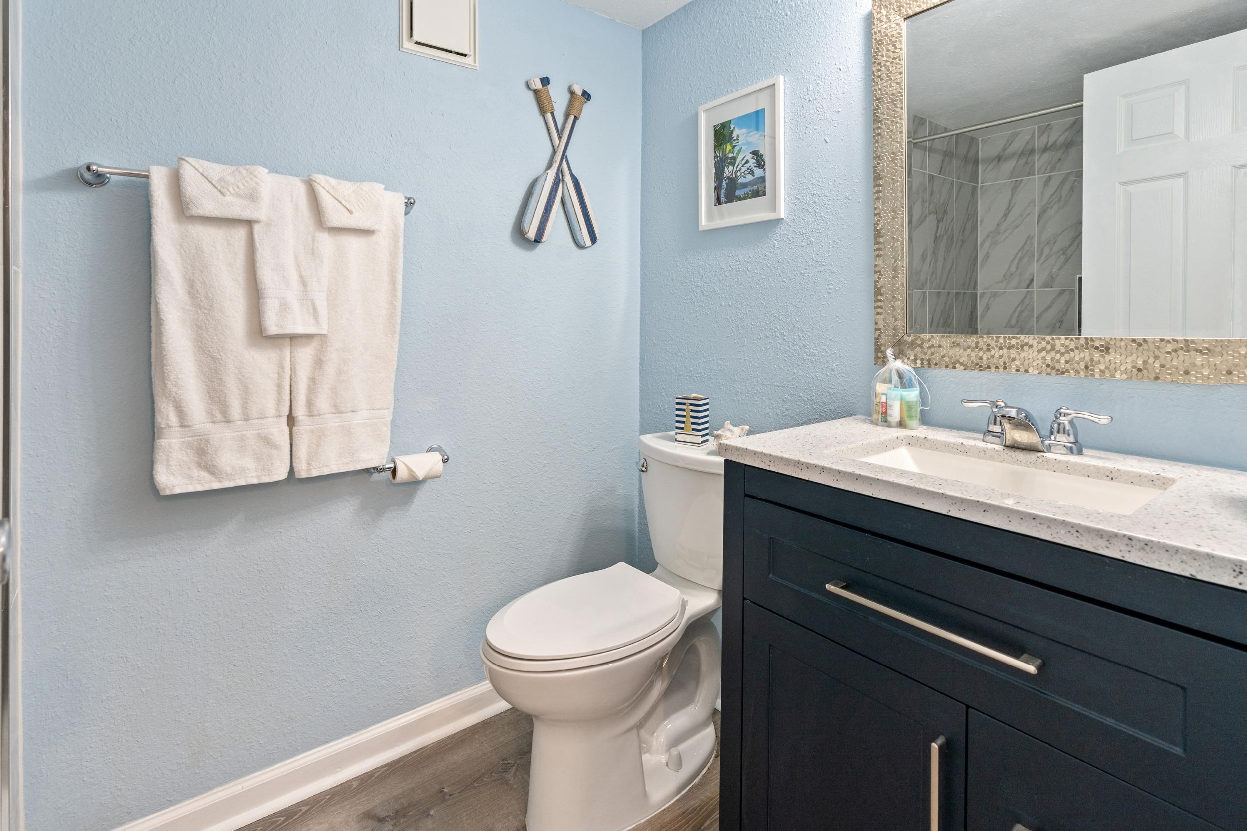 9550 Shore Dr. Property Photo 16