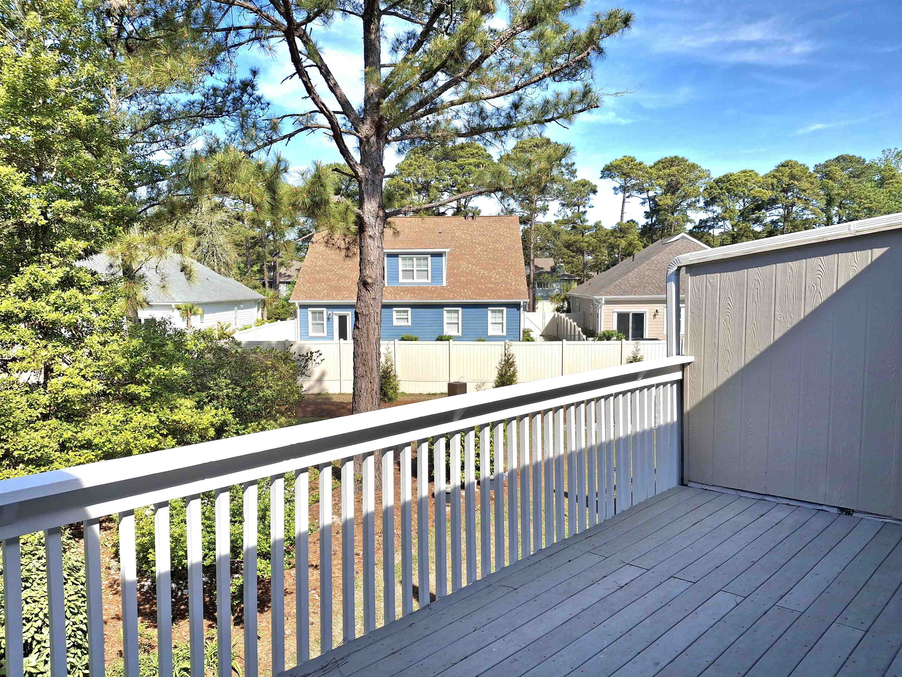938 Villa Dr. Property Photo 12