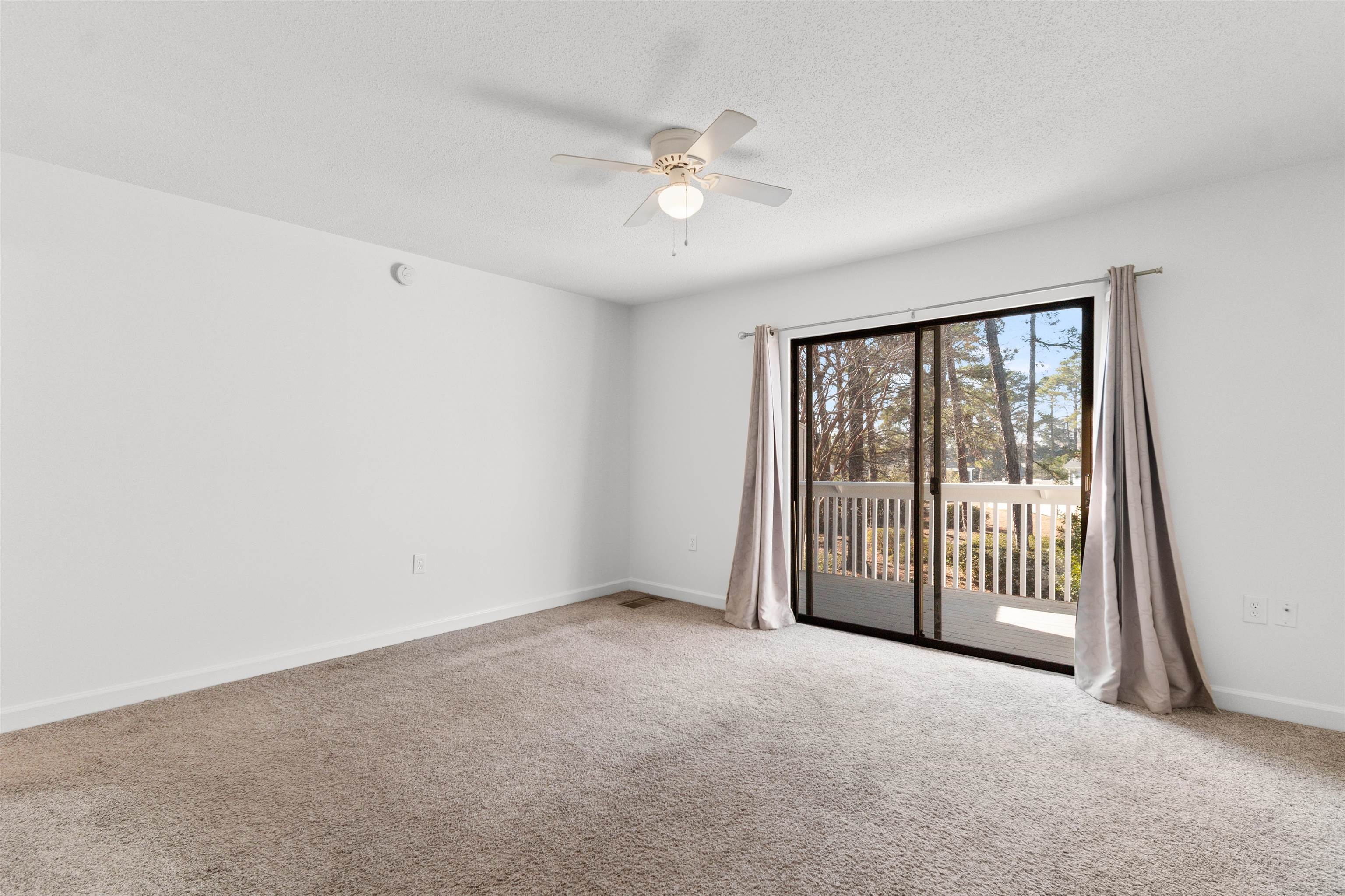 938 Villa Dr. Property Photo 39