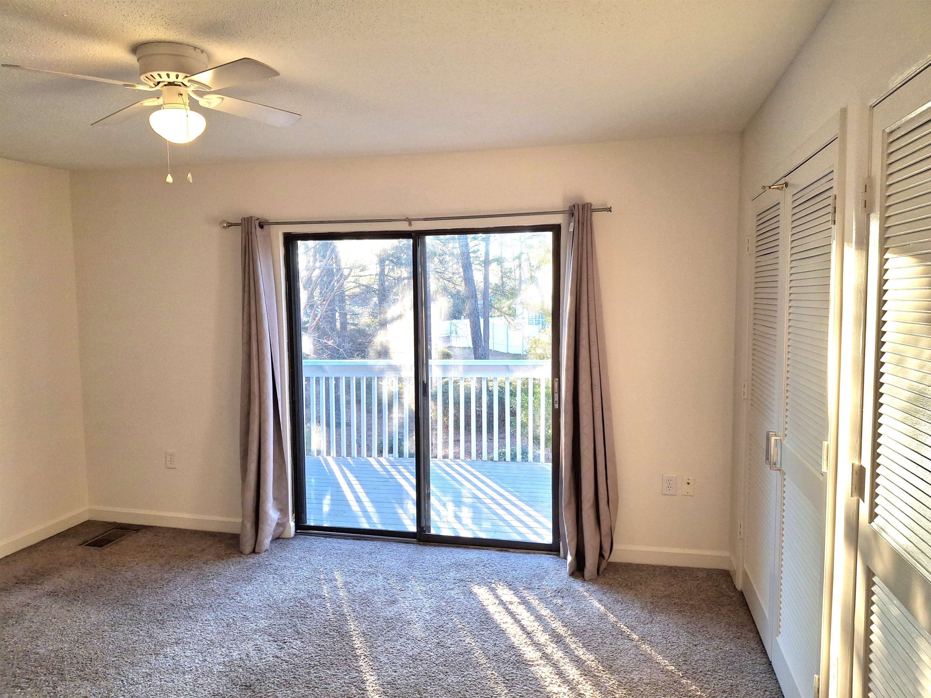 938 Villa Dr. Property Photo 40