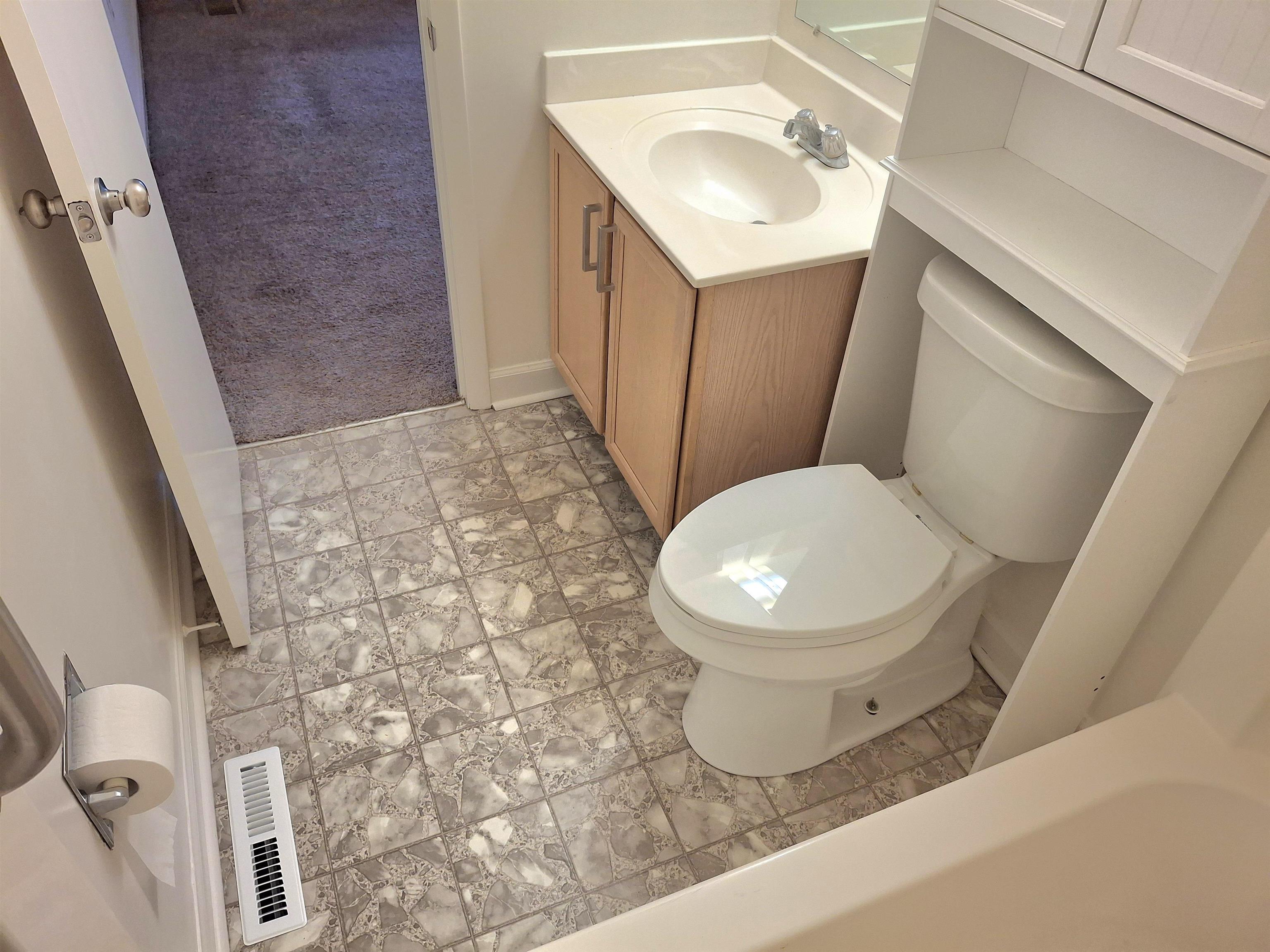 938 Villa Dr. Property Photo 43