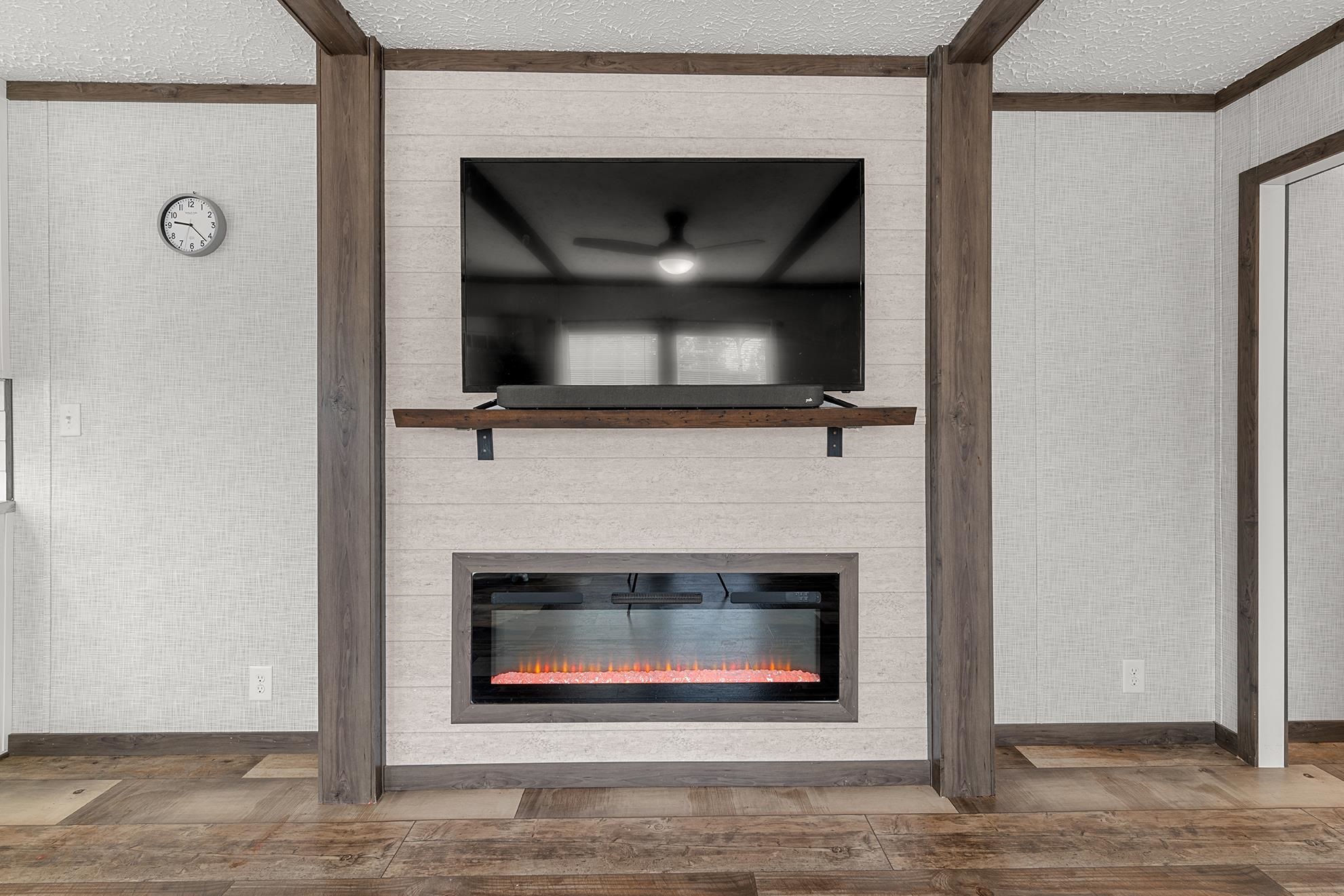 315 Hangar Ct. Property Photo 15