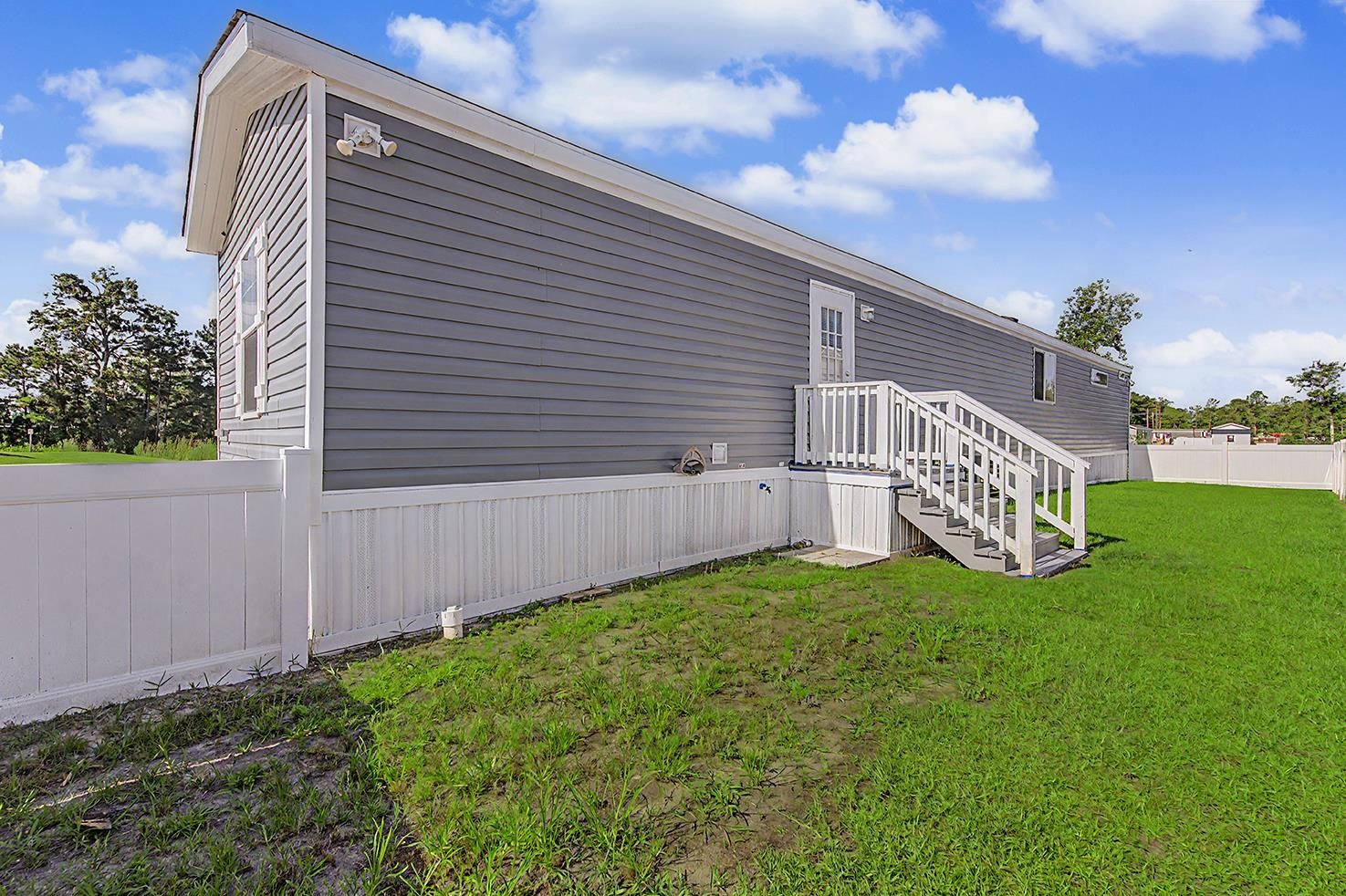 315 Hangar Ct. Property Photo 44