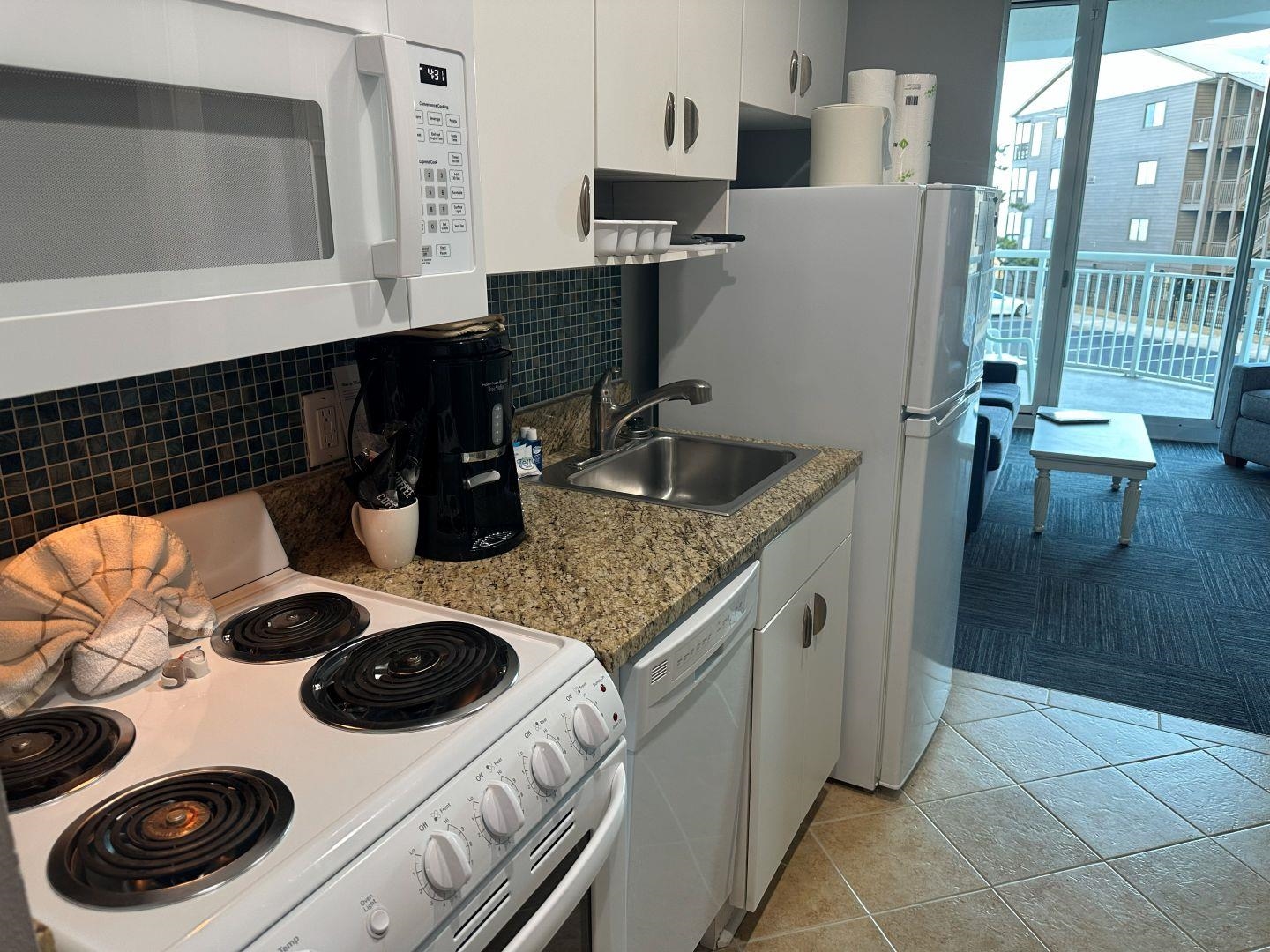 300 North Ocean Blvd. Property Photo 17