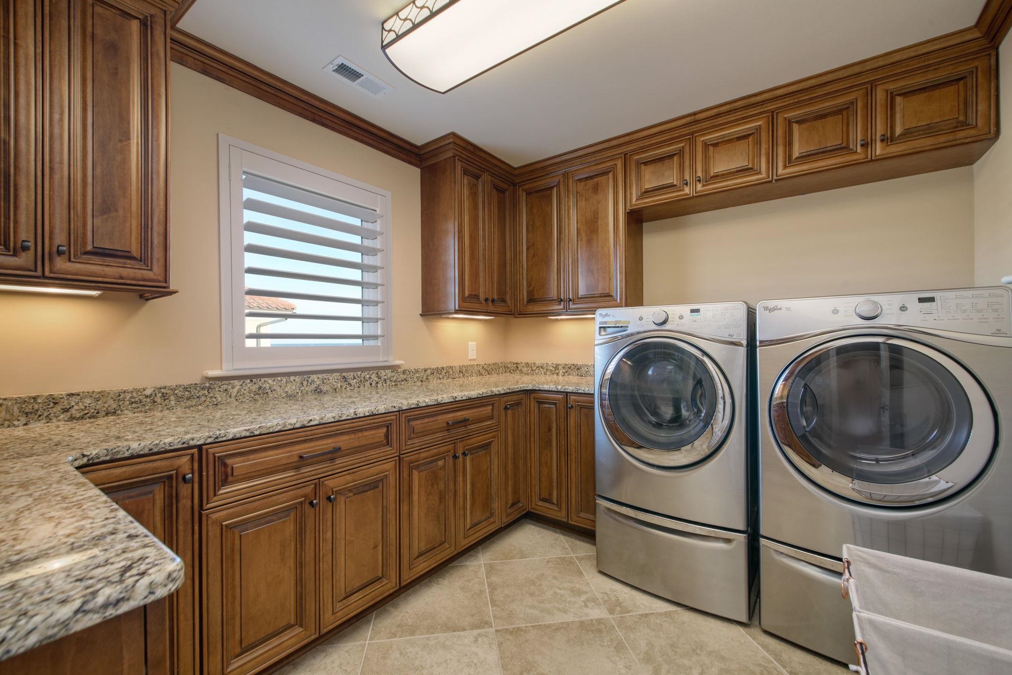 8908 N Ocean Blvd. Property Photo 4