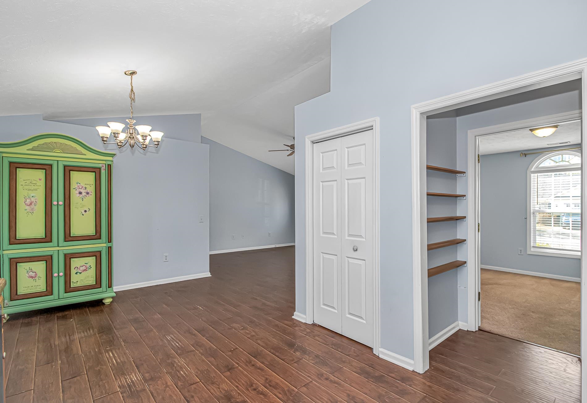 1012 Cadbury Ct. Property Photo 14