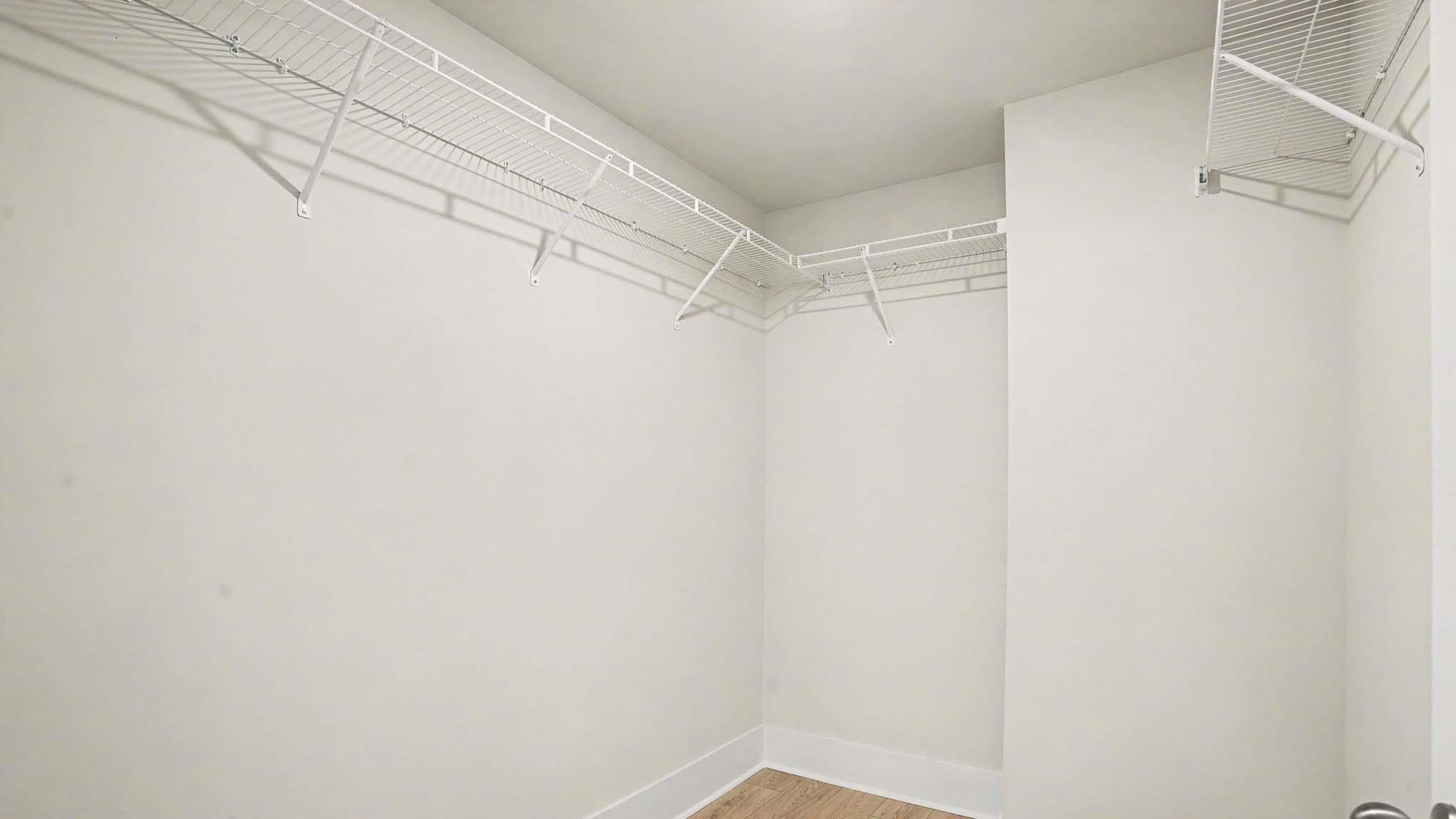 736 Doonbeg Ct. Property Photo 20