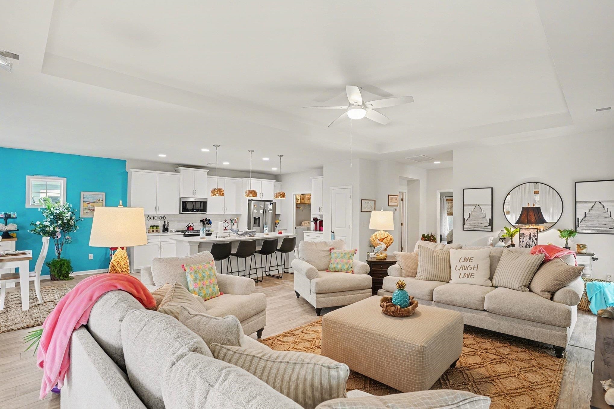 330 Splendor Circle Property Photo 6