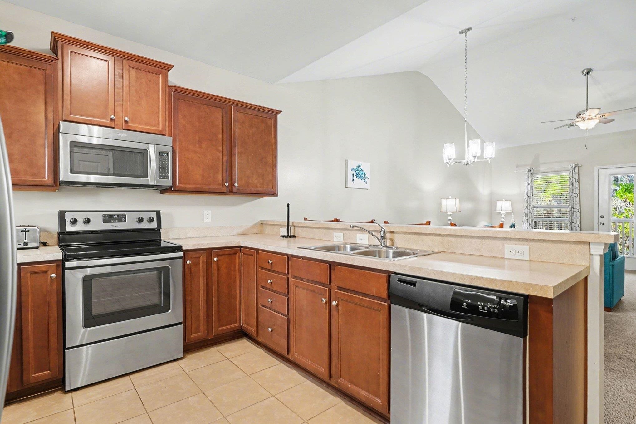 6253 Catalina Dr. Property Photo 11