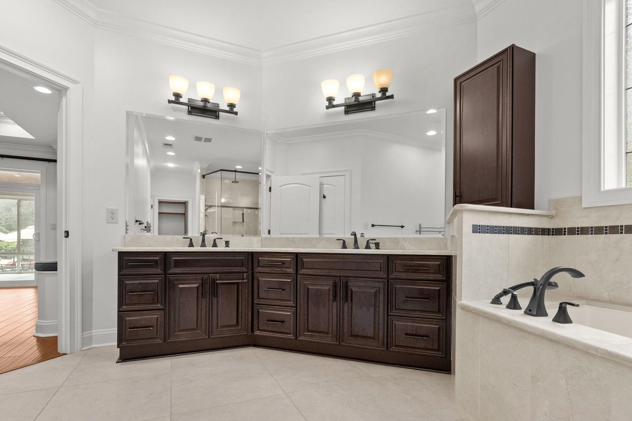 915 Preservation Circle Property Photo 40