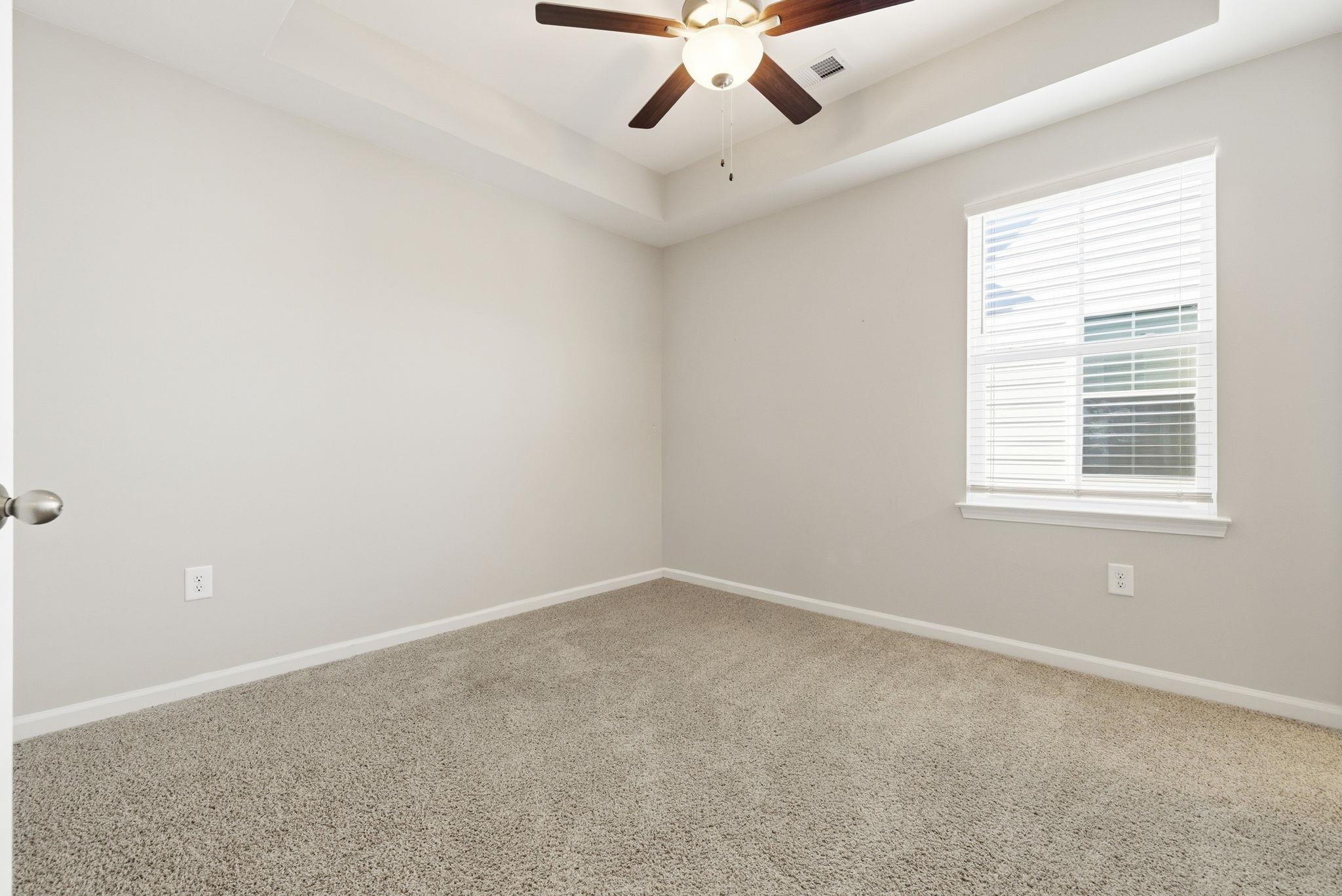 3557 Bristol Ln. Property Photo 6