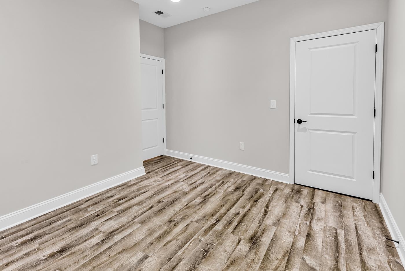6060 Trieste St. Property Photo 21