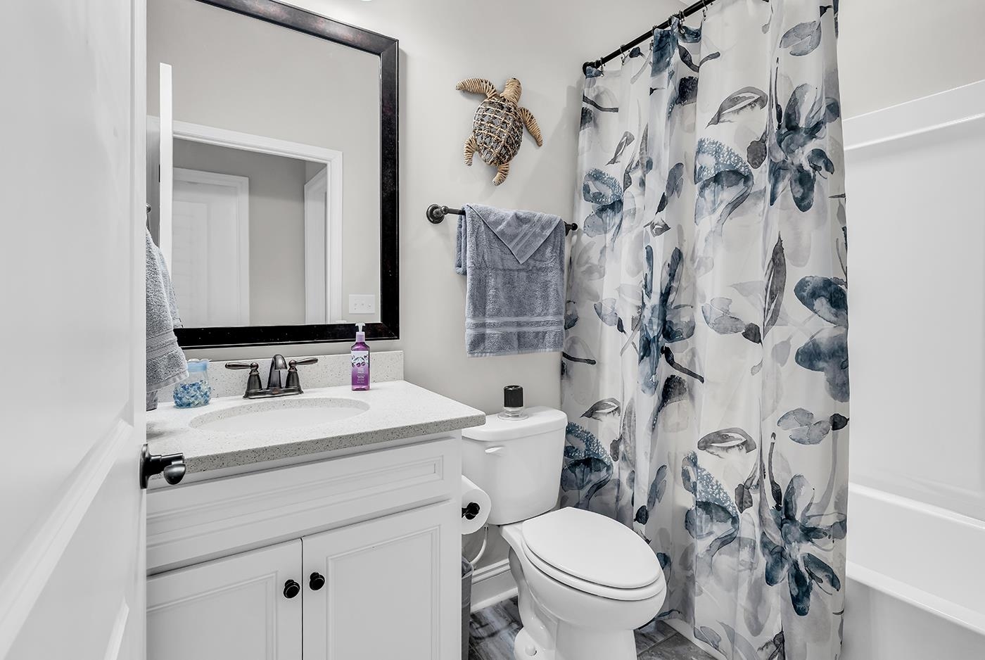 6060 Trieste St. Property Photo 22