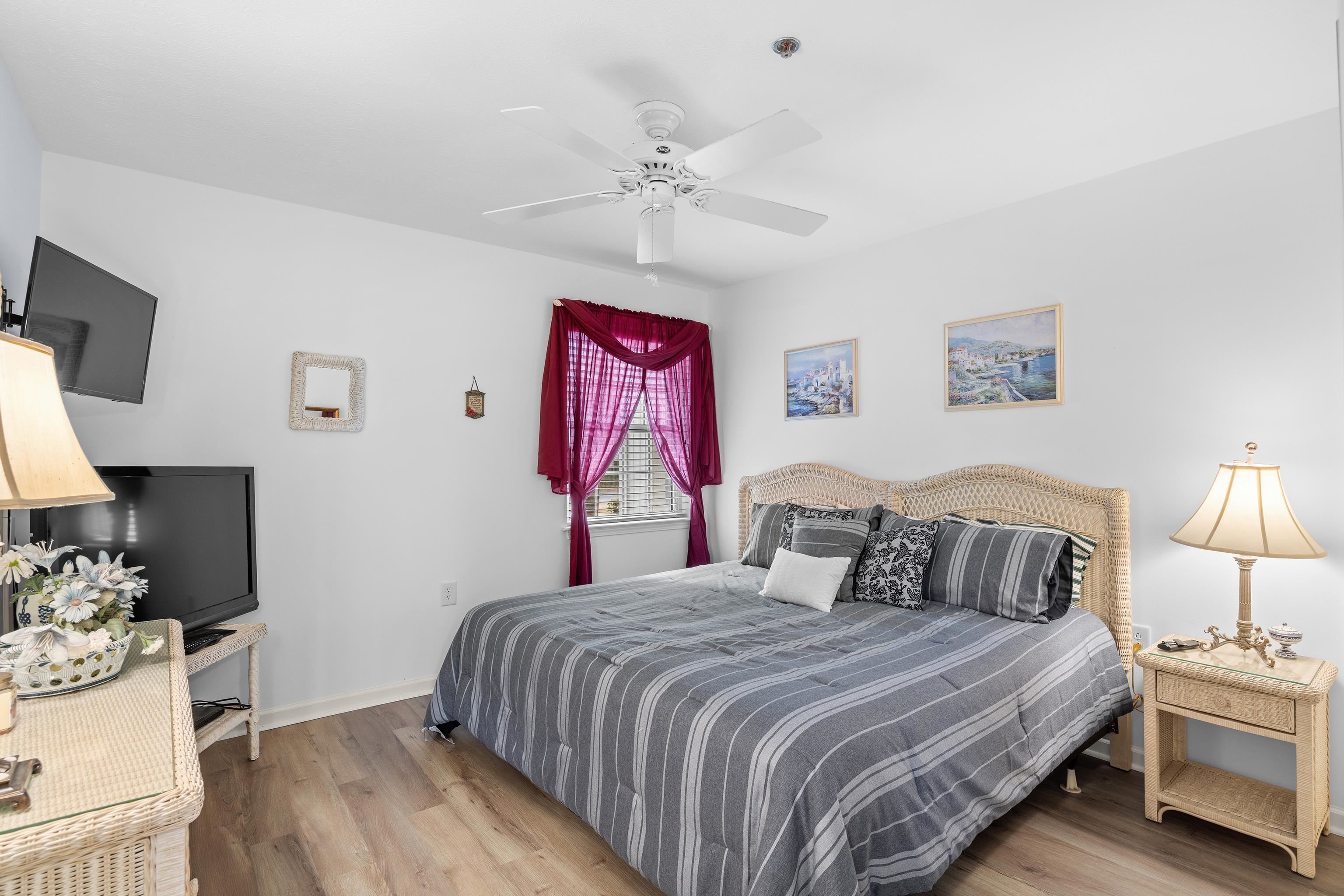 577 Blue River Ct. Property Photo 22