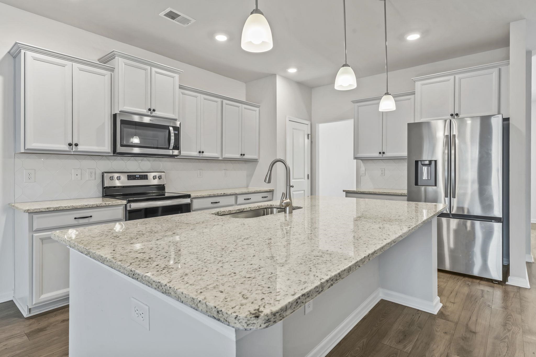 135 Atlantic Breeze Dr. Property Photo 8