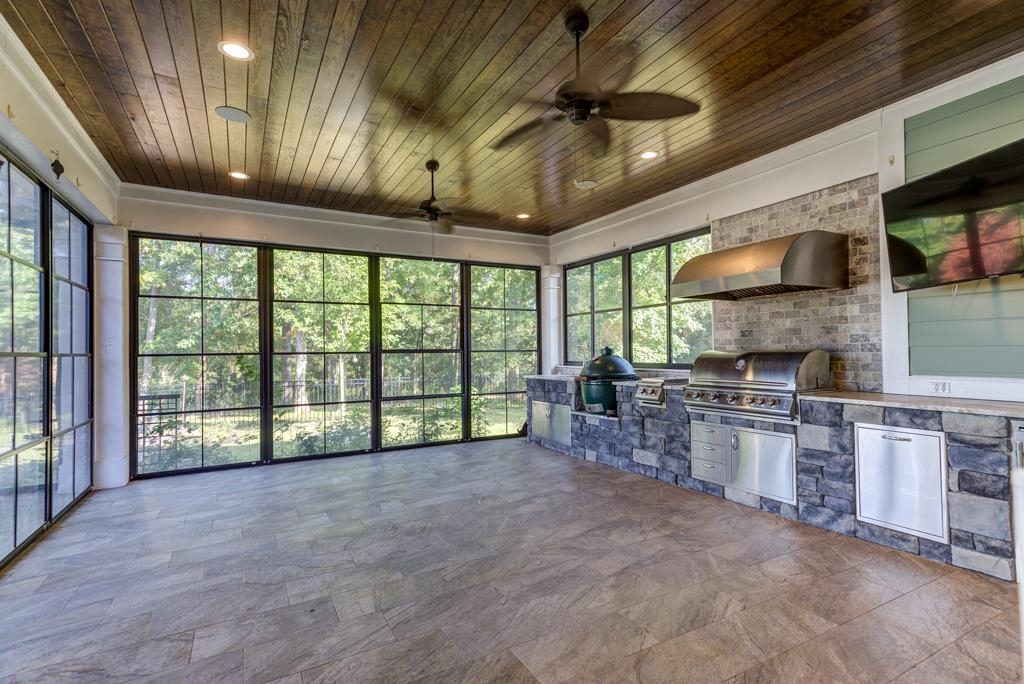 4561 Gray Heron Dr. Property Photo 16