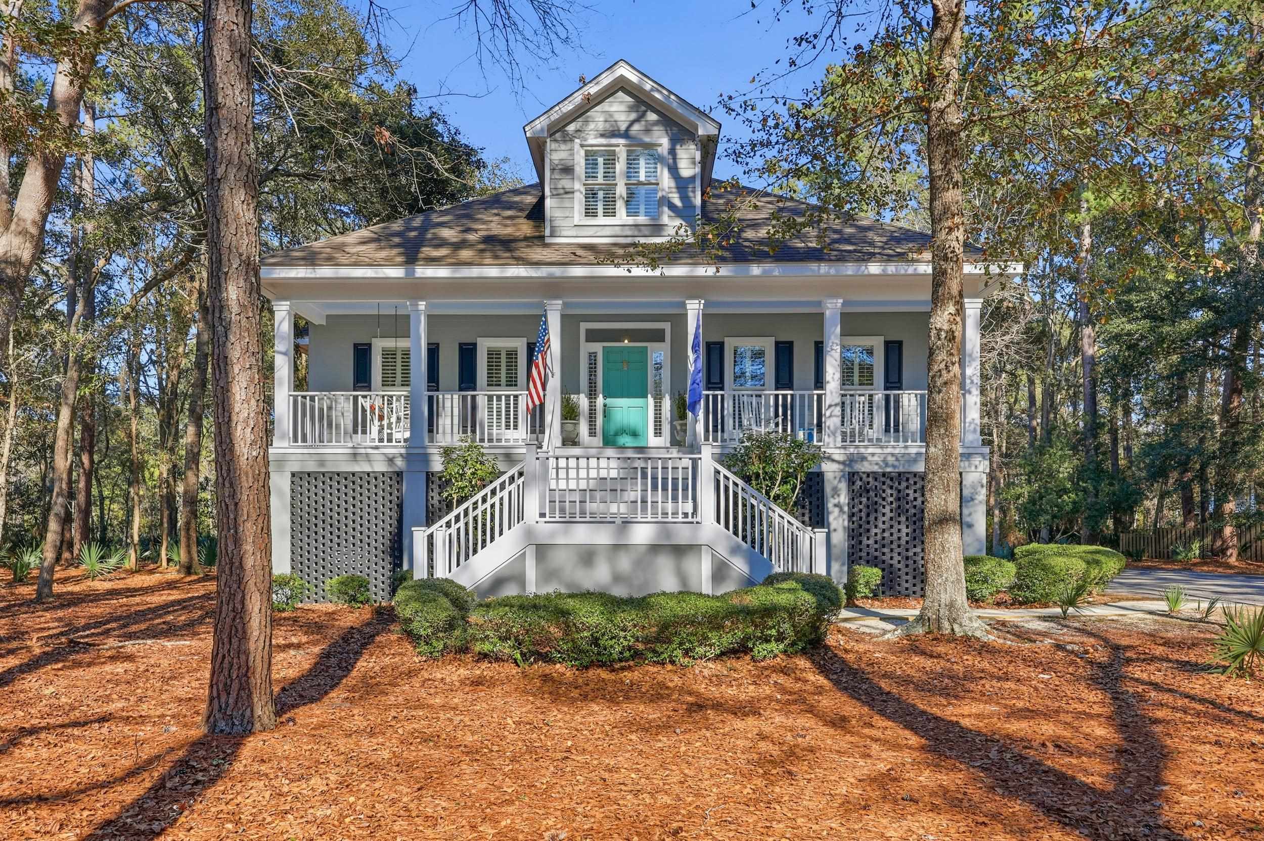 213 Old Carriage Loop Property Photo 1