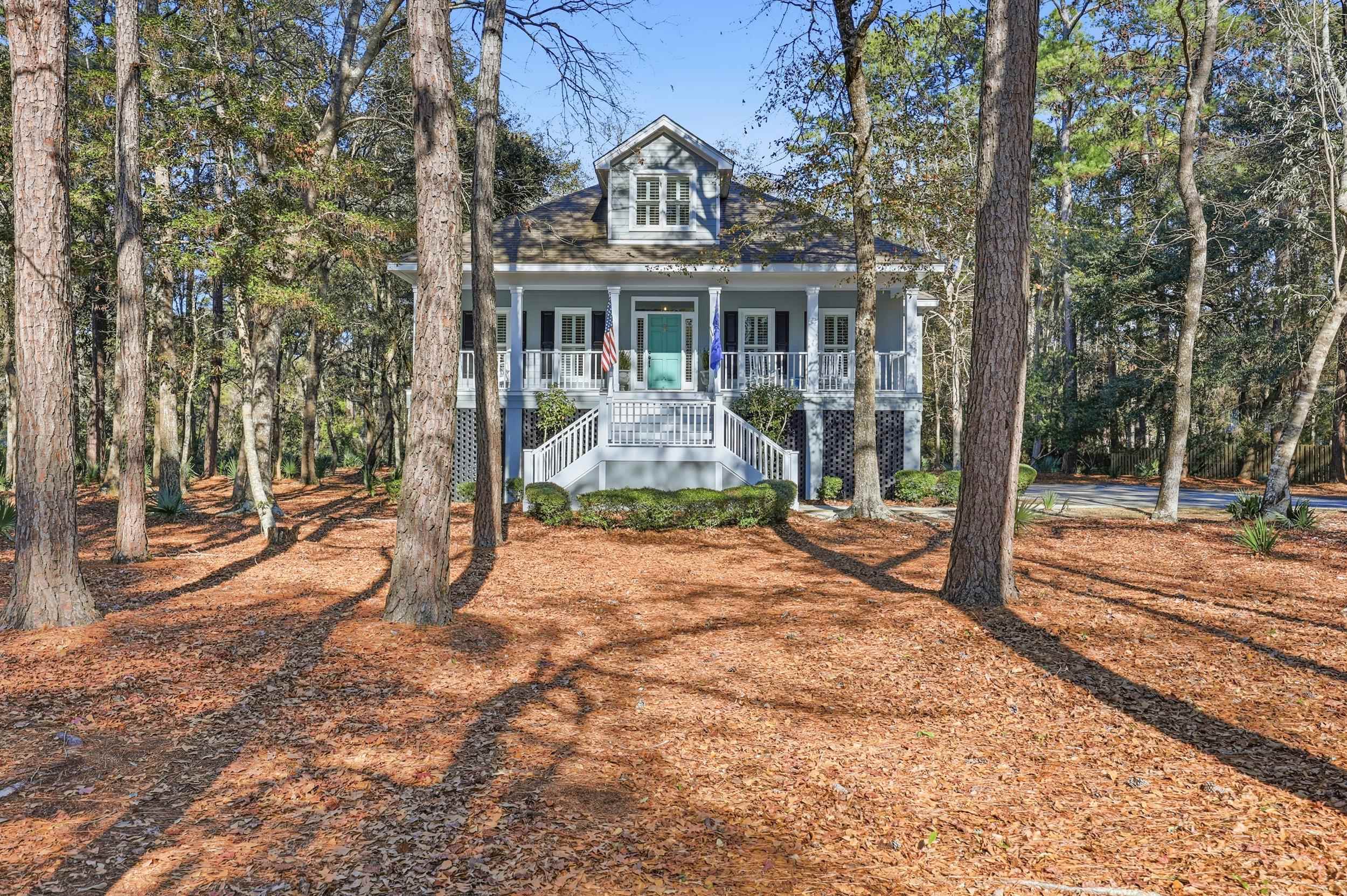 213 Old Carriage Loop Property Photo 3