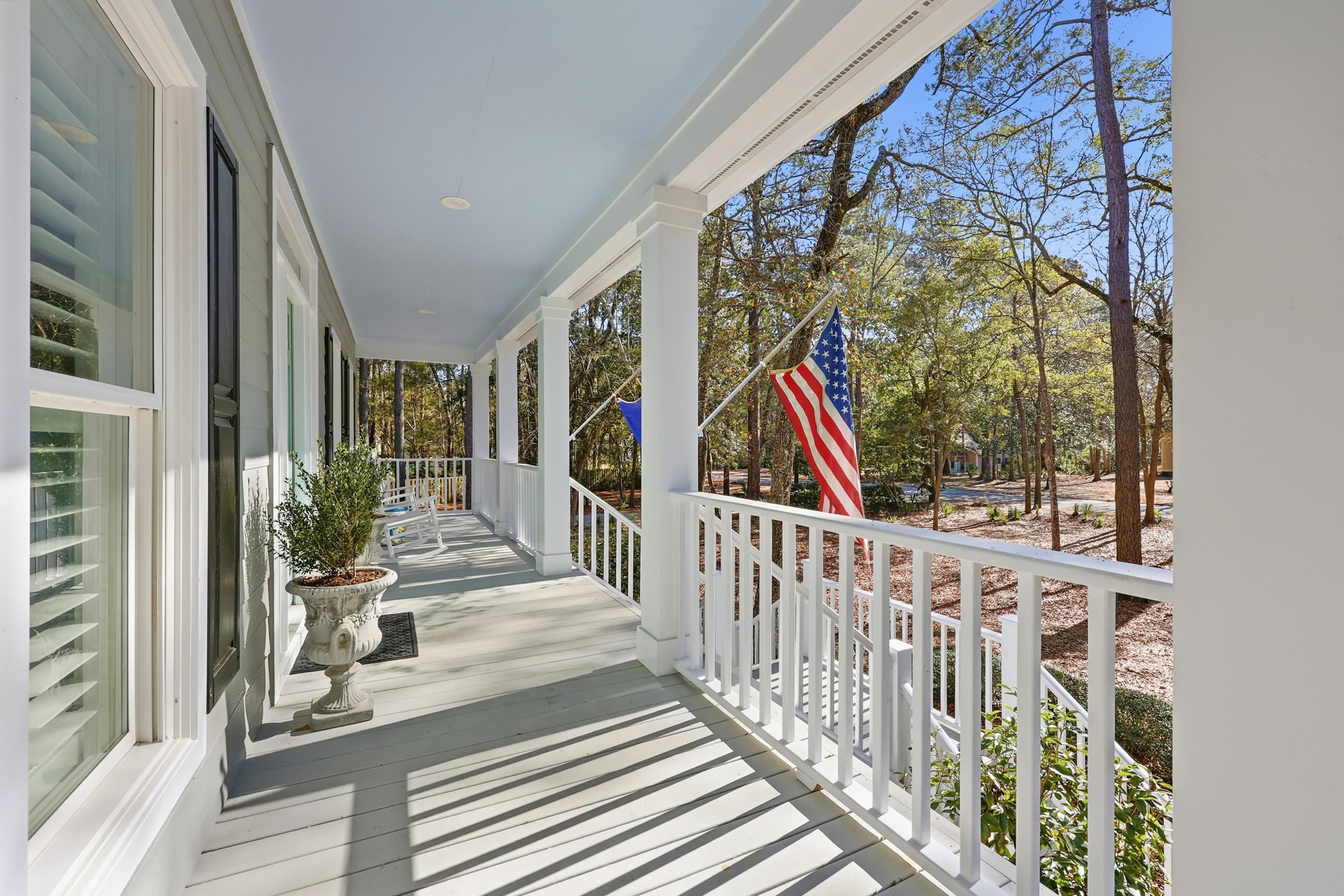 213 Old Carriage Loop Property Photo 4
