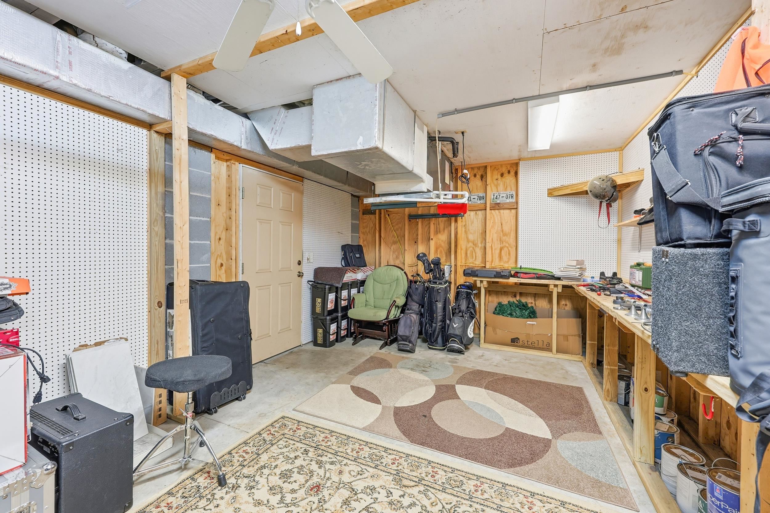 213 Old Carriage Loop Property Photo 36