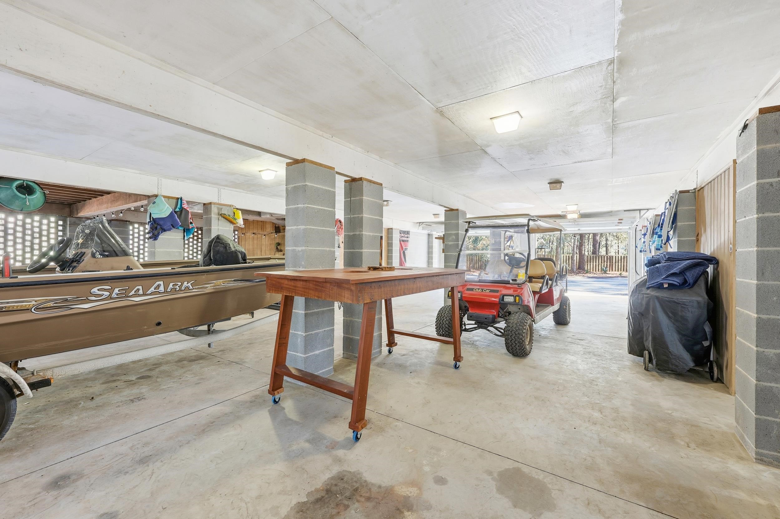 213 Old Carriage Loop Property Photo 37