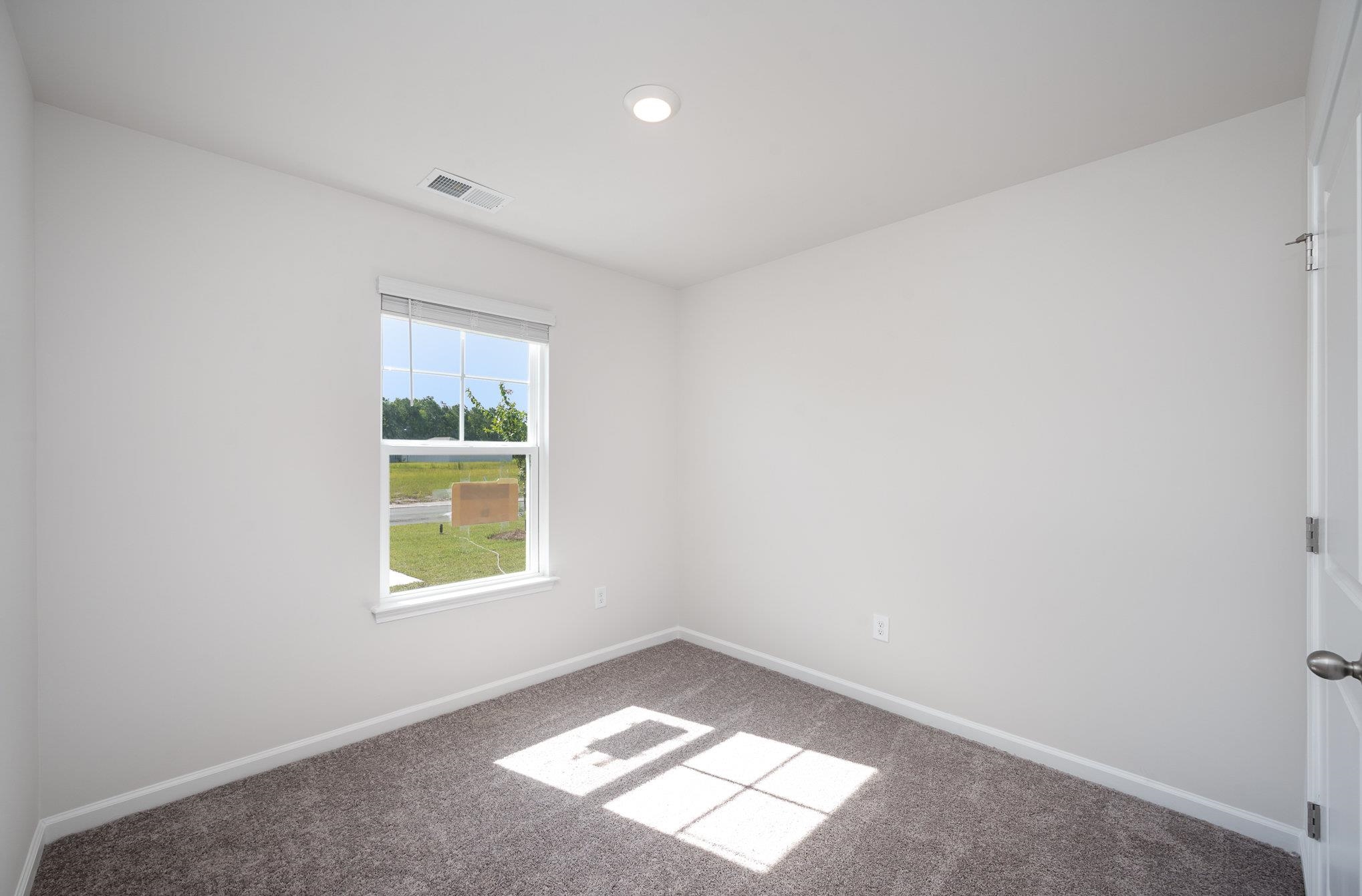 236 Ashworth Dr. Property Photo 11