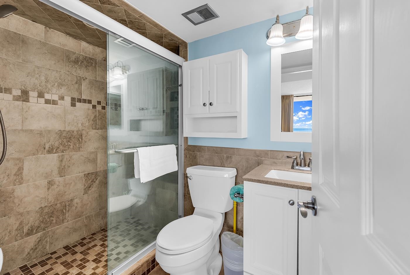 4111 S Ocean Blvd. Property Photo 7