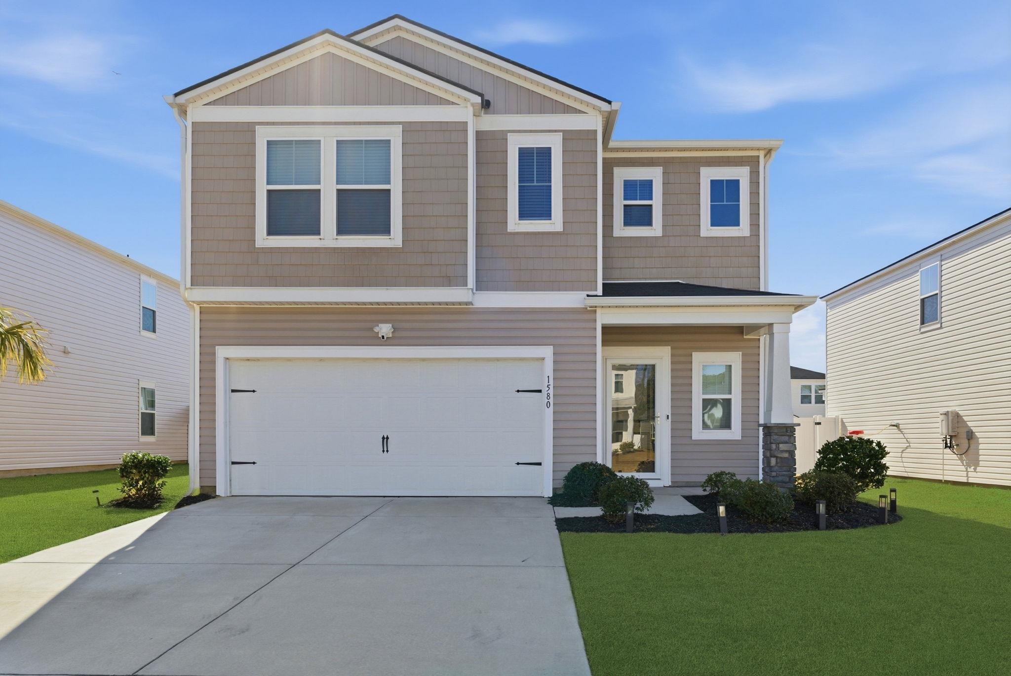 1580 Swing Bridge Way Property Photo 1