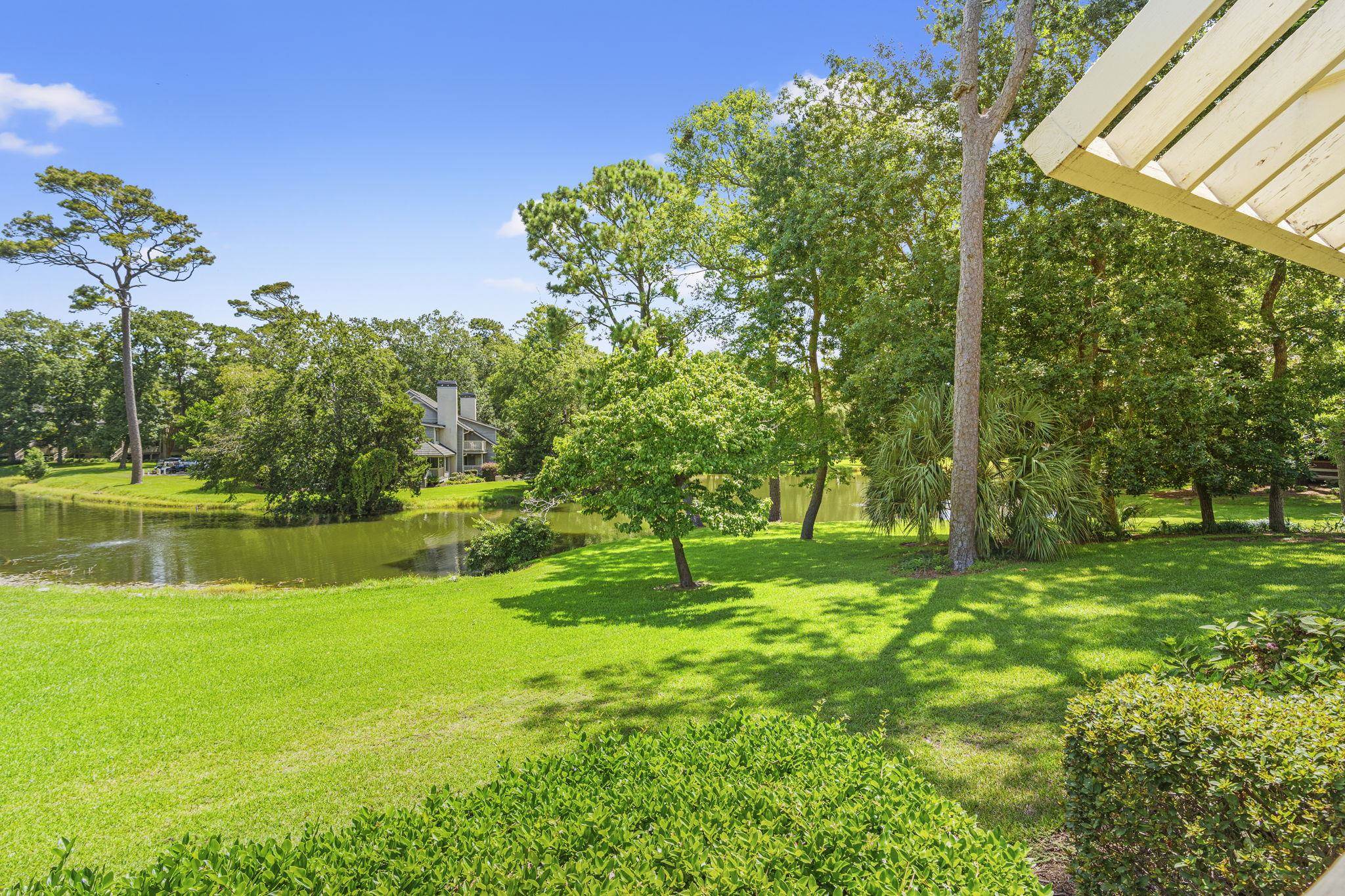 175 Saint Clears Way Property Photo 5