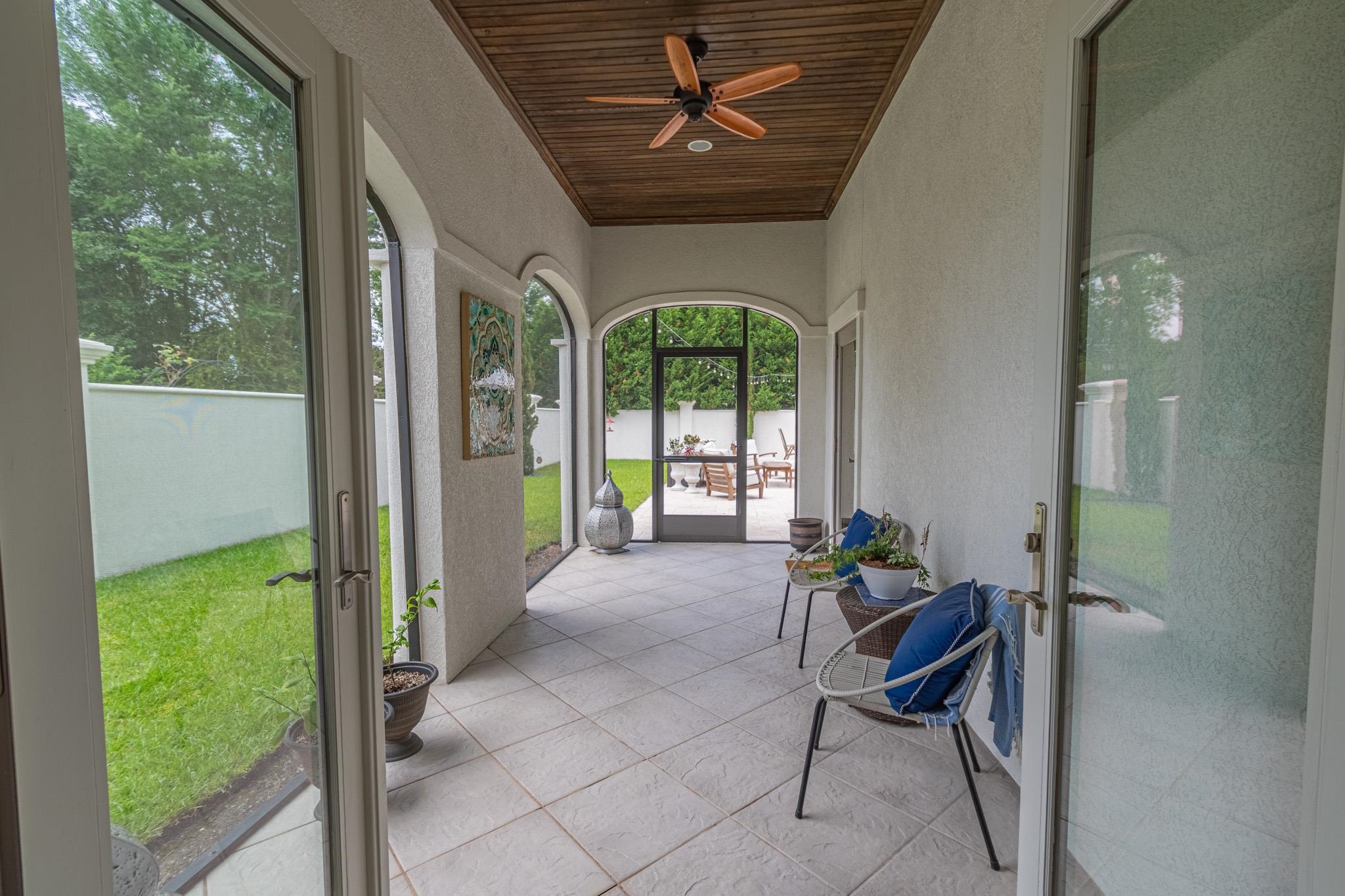 616 Edgecreek Dr. Property Photo 17