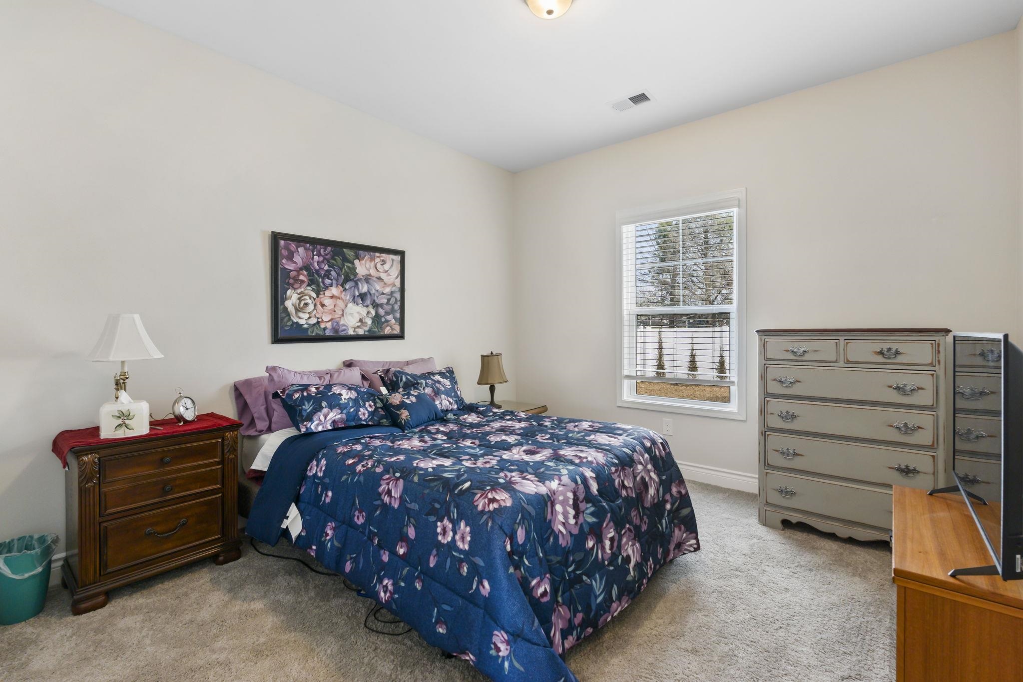 131 Crabapple Dr. Property Photo 6