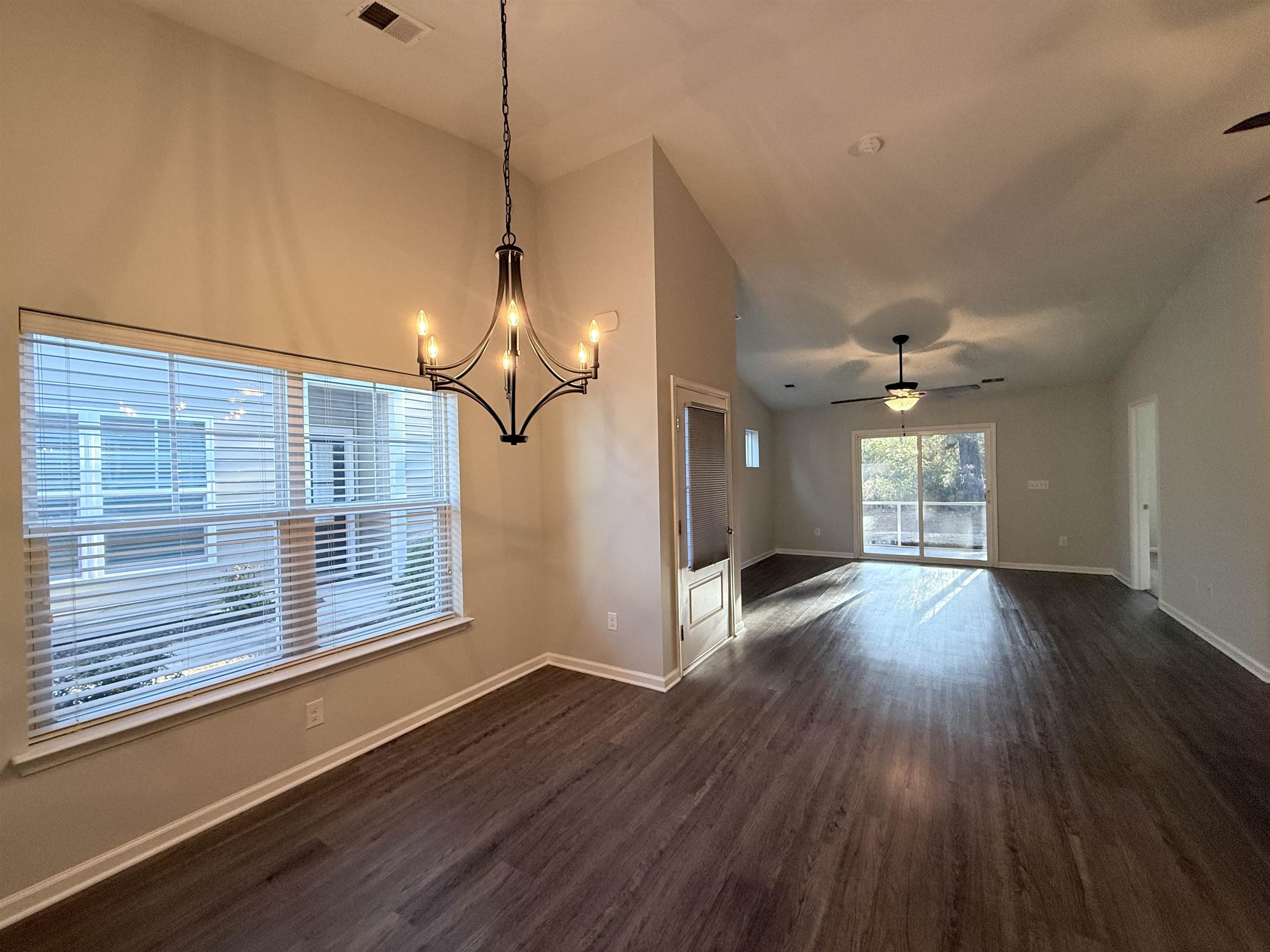 4348 Livorn Loop Property Photo 9