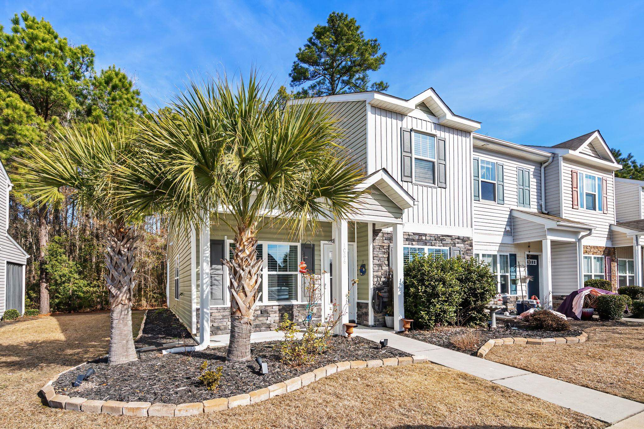 1086 Dinger Ct. Property Photo 1