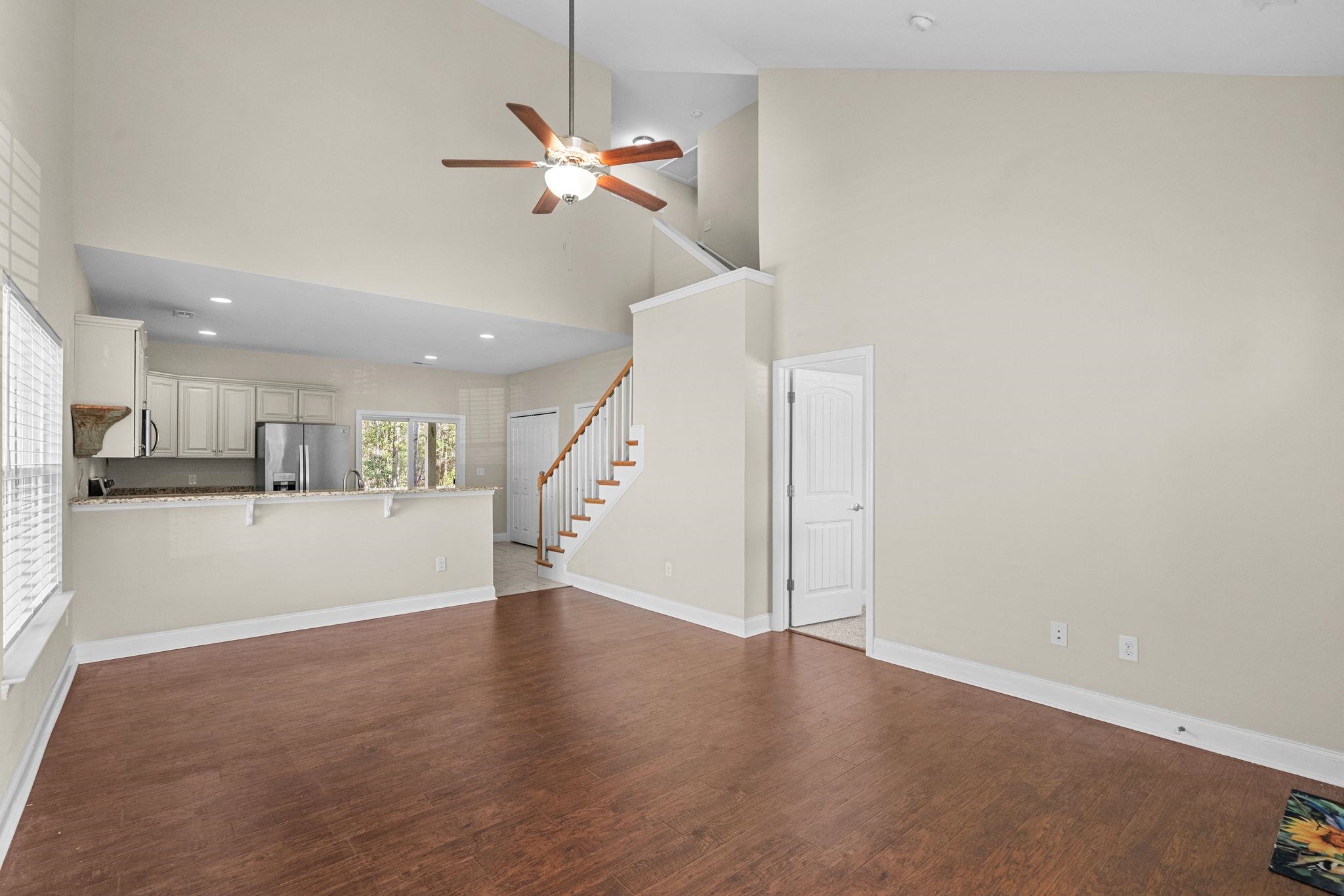 1086 Dinger Ct. Property Photo 11