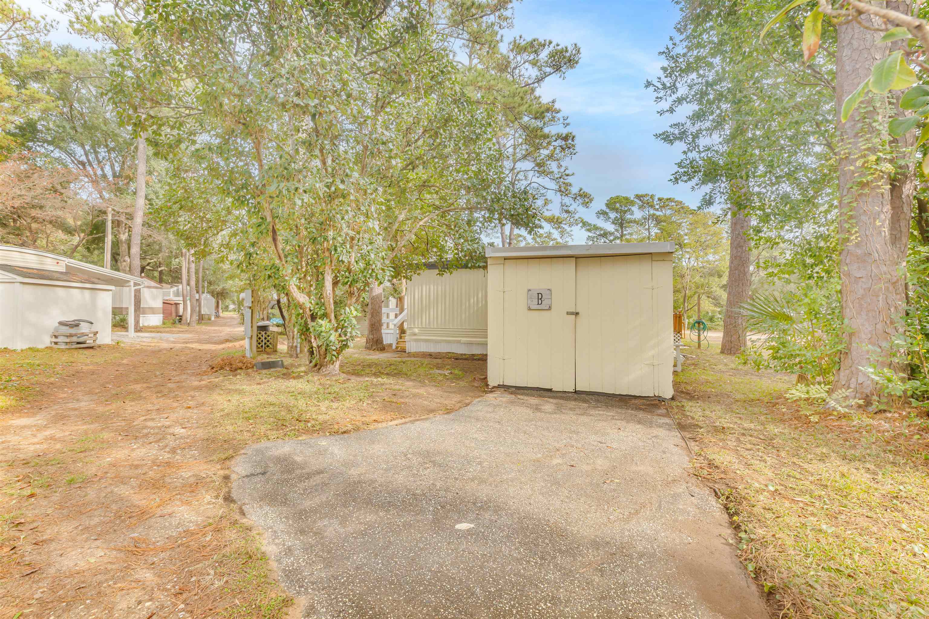 382 W Canal St. Property Photo 2
