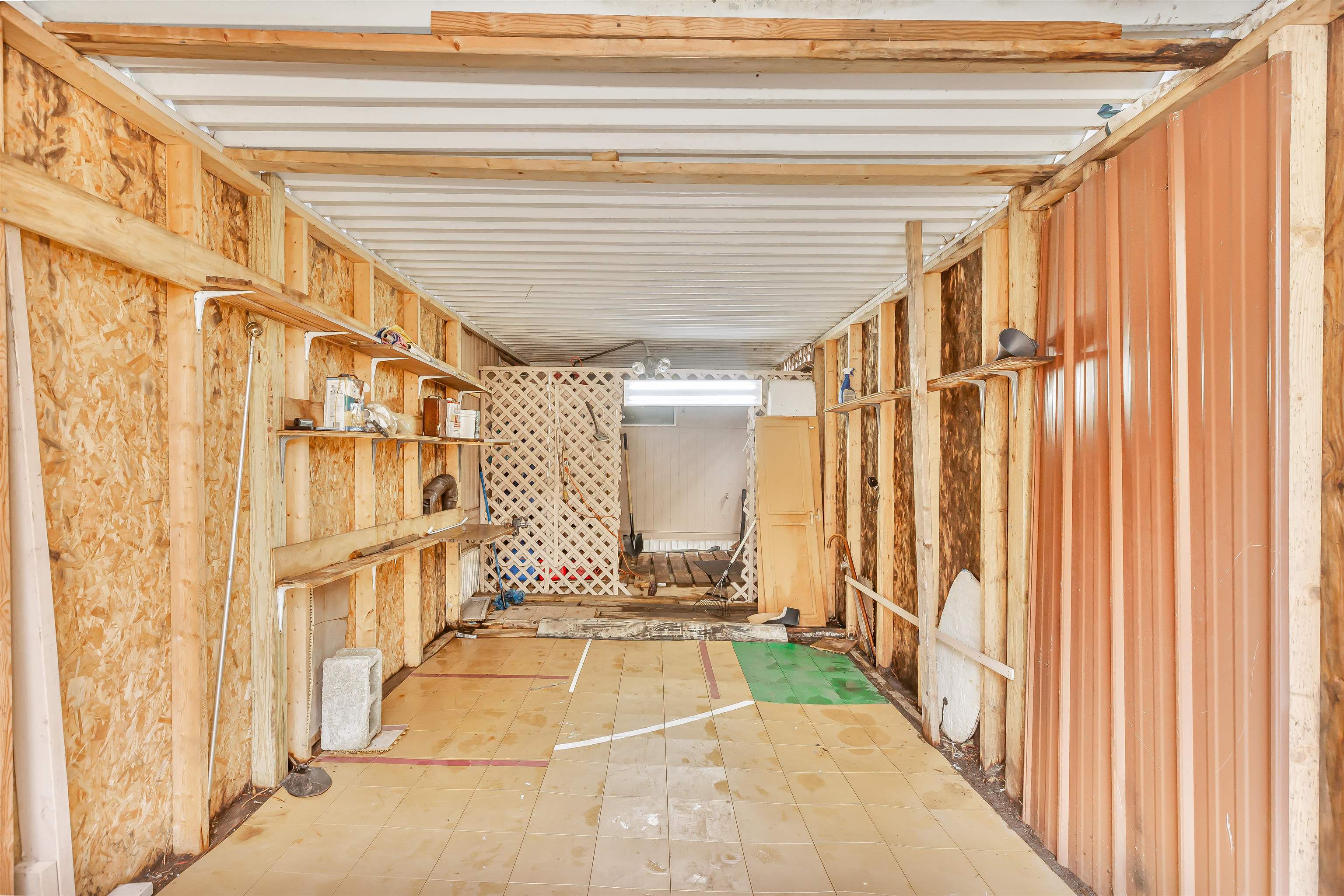 382 W Canal St. Property Photo 6