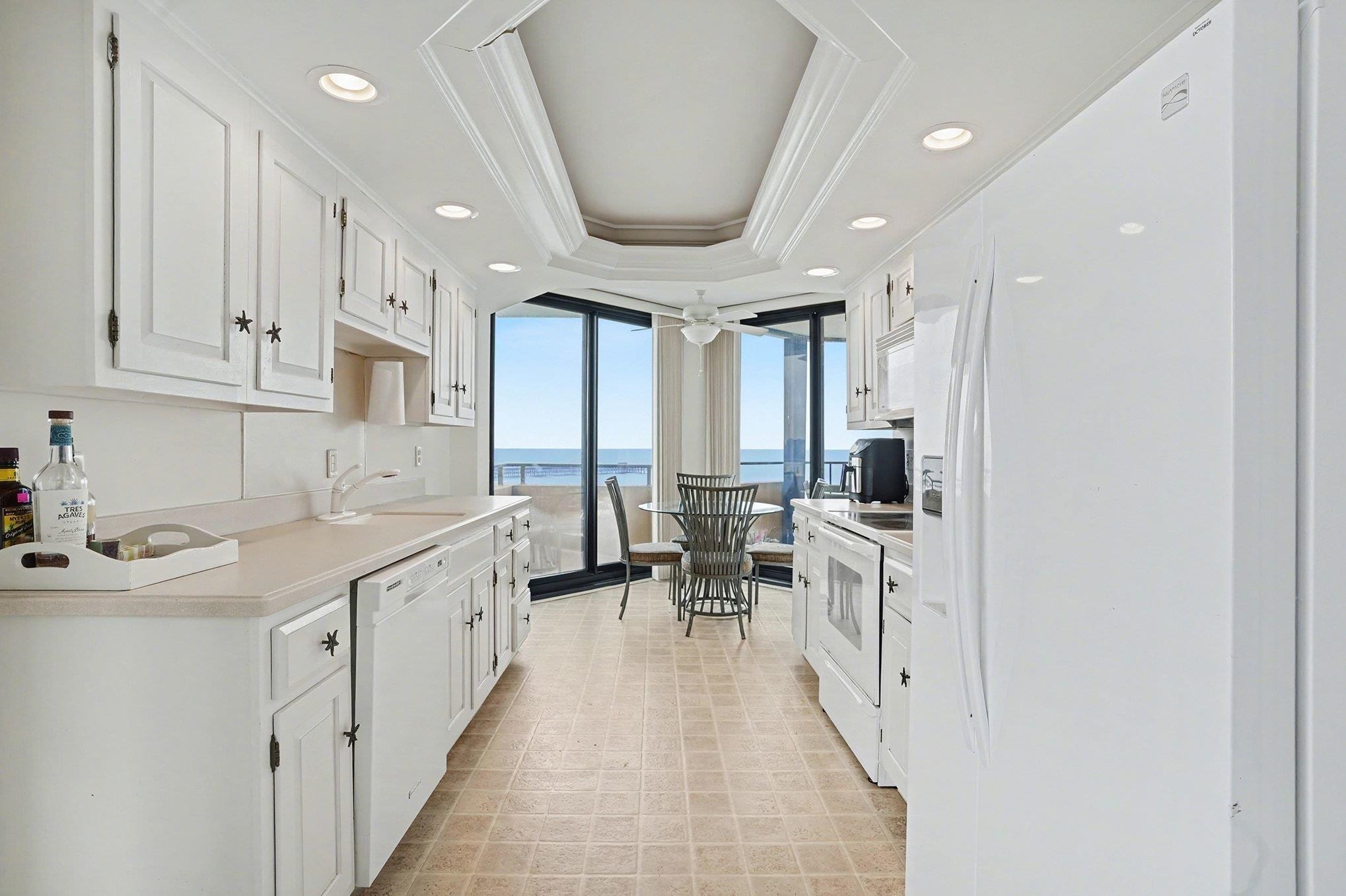 9650 Shore Dr. Property Photo 8