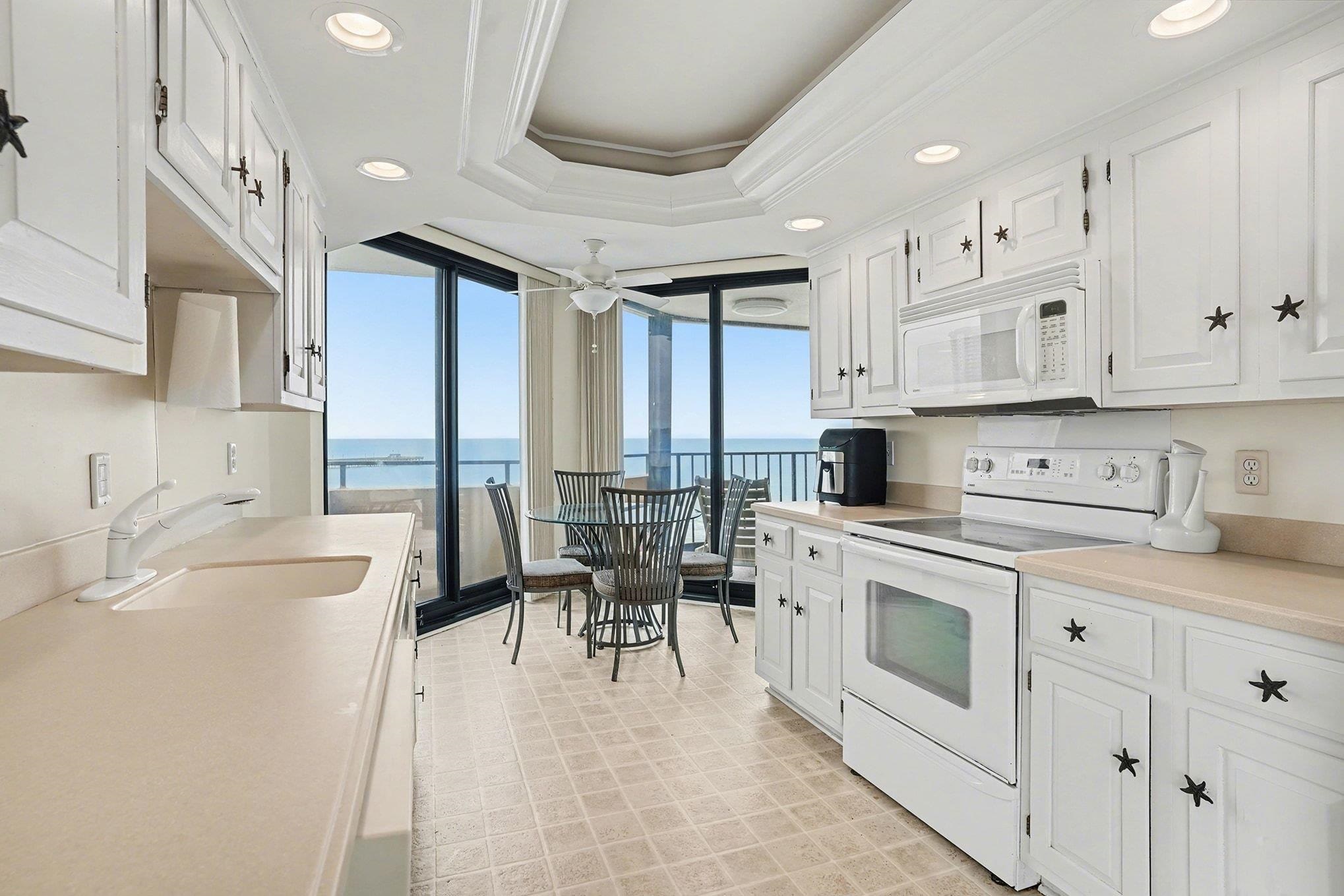 9650 Shore Dr. Property Photo 9